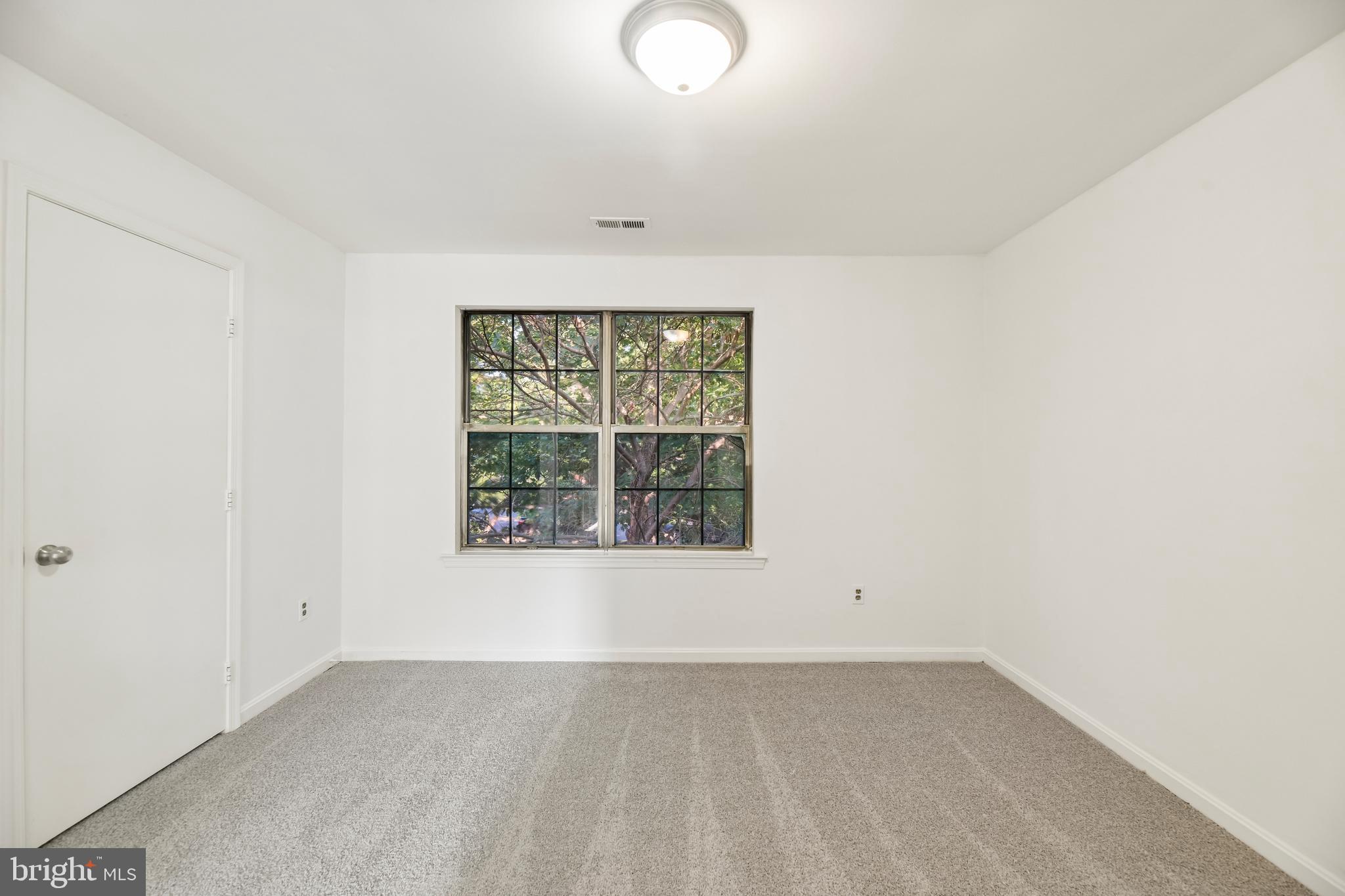 6866 CHASEWOOD CIRCLE