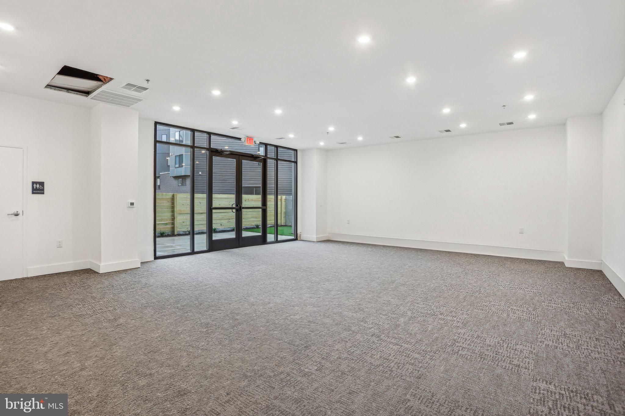 OLDE KENSINGTON - Residential Lease