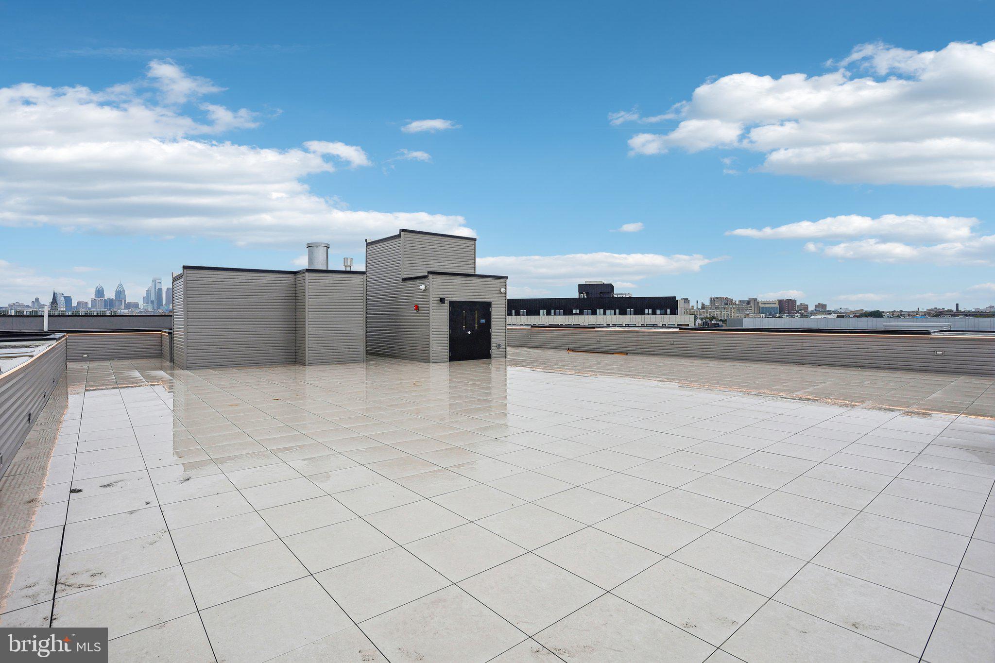 OLDE KENSINGTON - Residential Lease