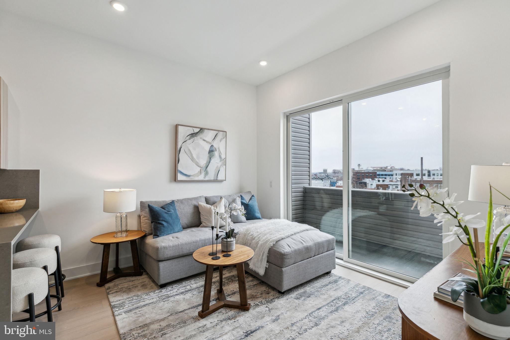 OLDE KENSINGTON - Residential Lease