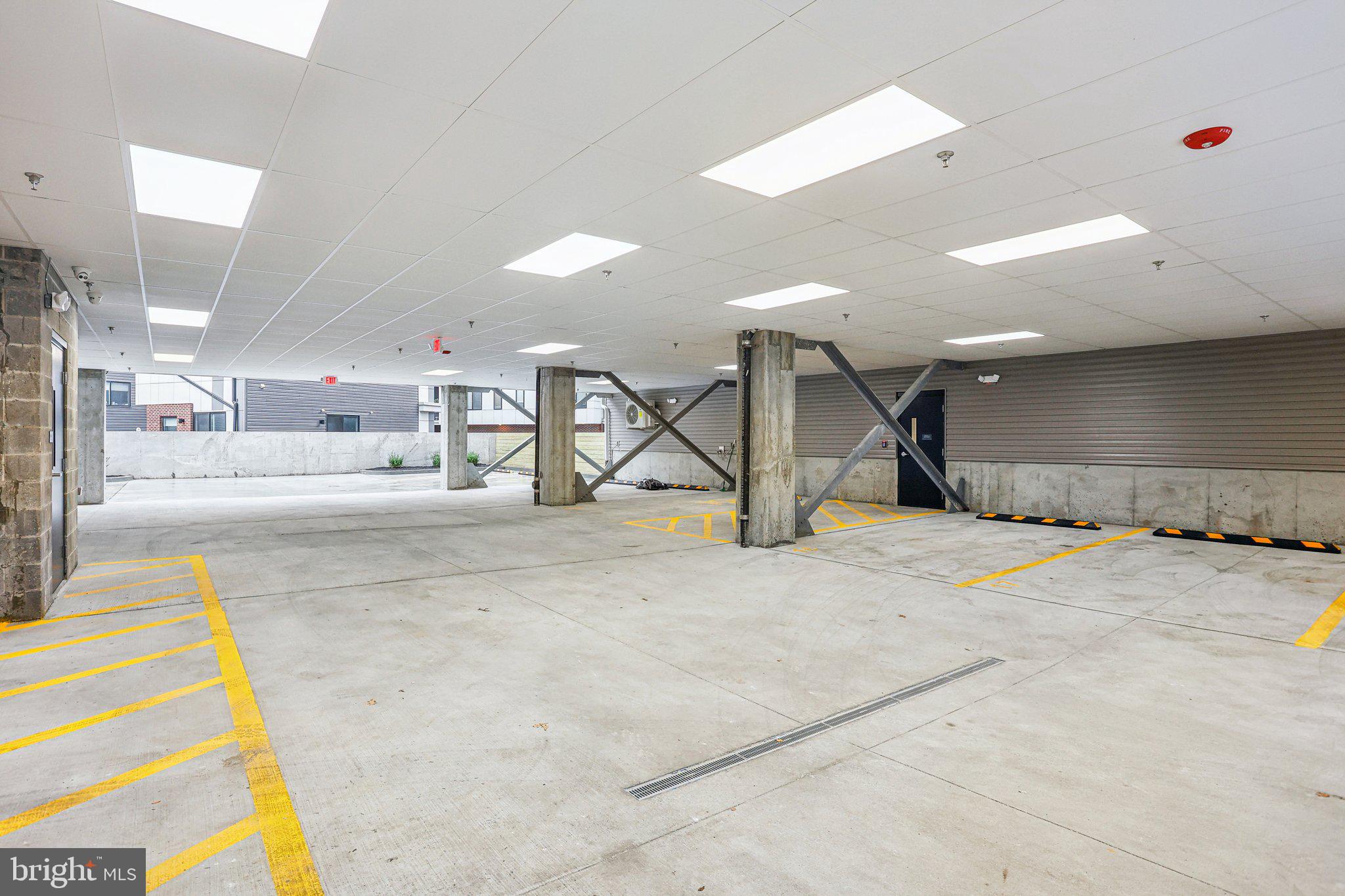 OLDE KENSINGTON - Residential Lease