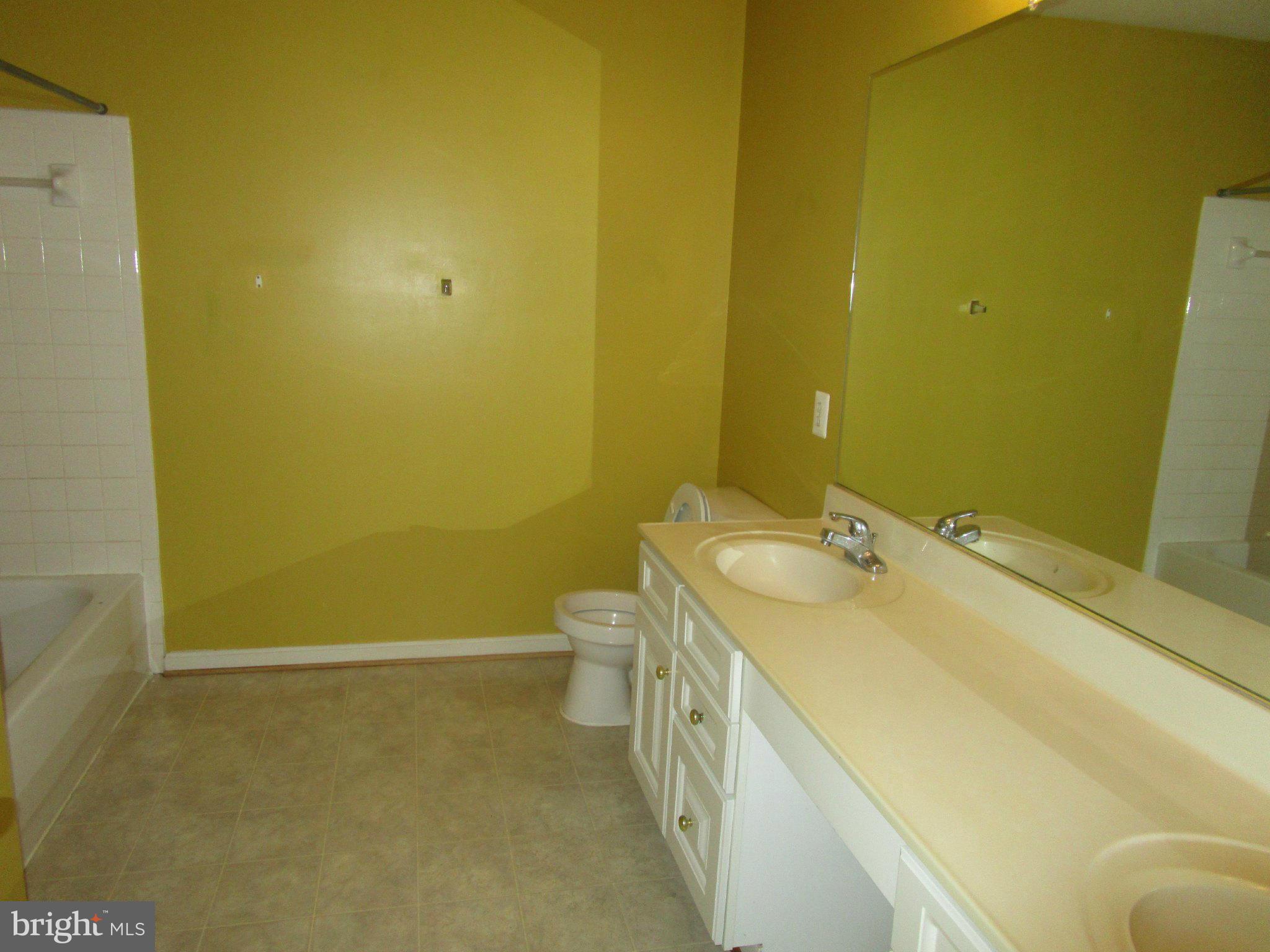 PARK RIDGE - Residential Lease