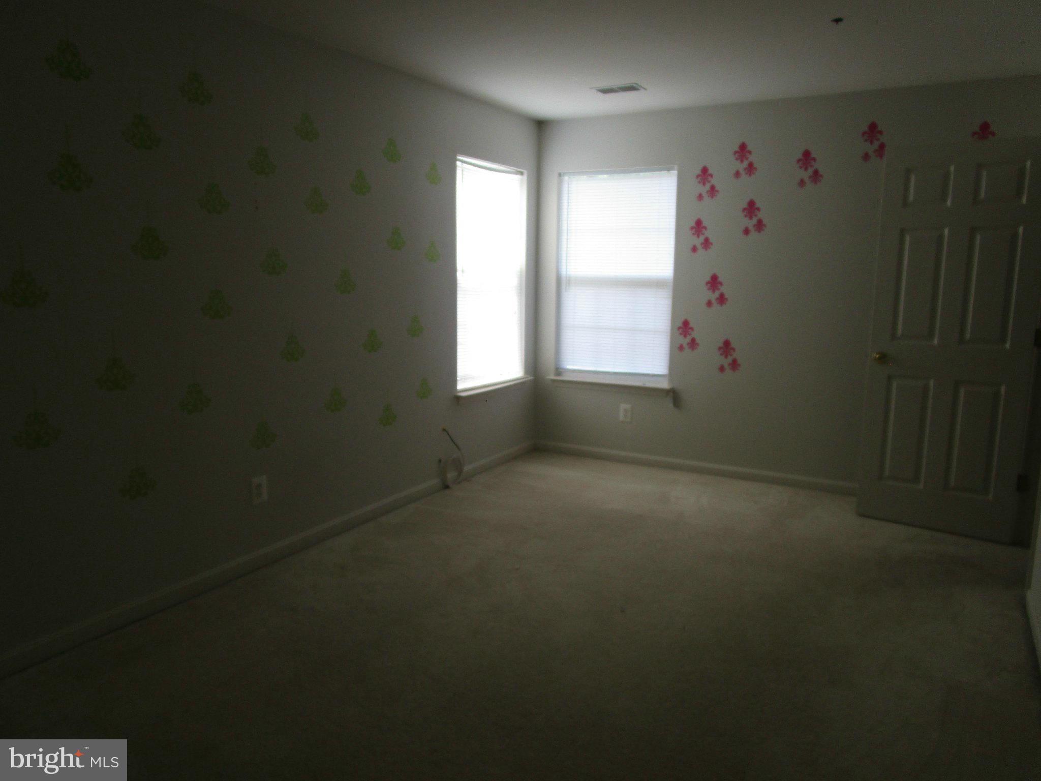 PARK RIDGE - Residential Lease