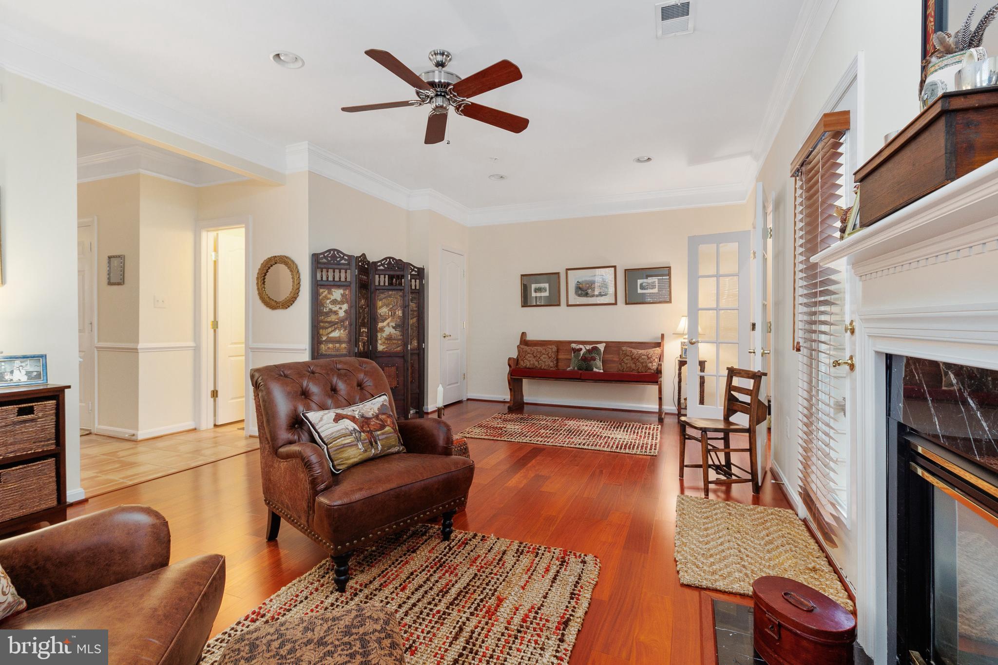 CAMERON STATION - Residential