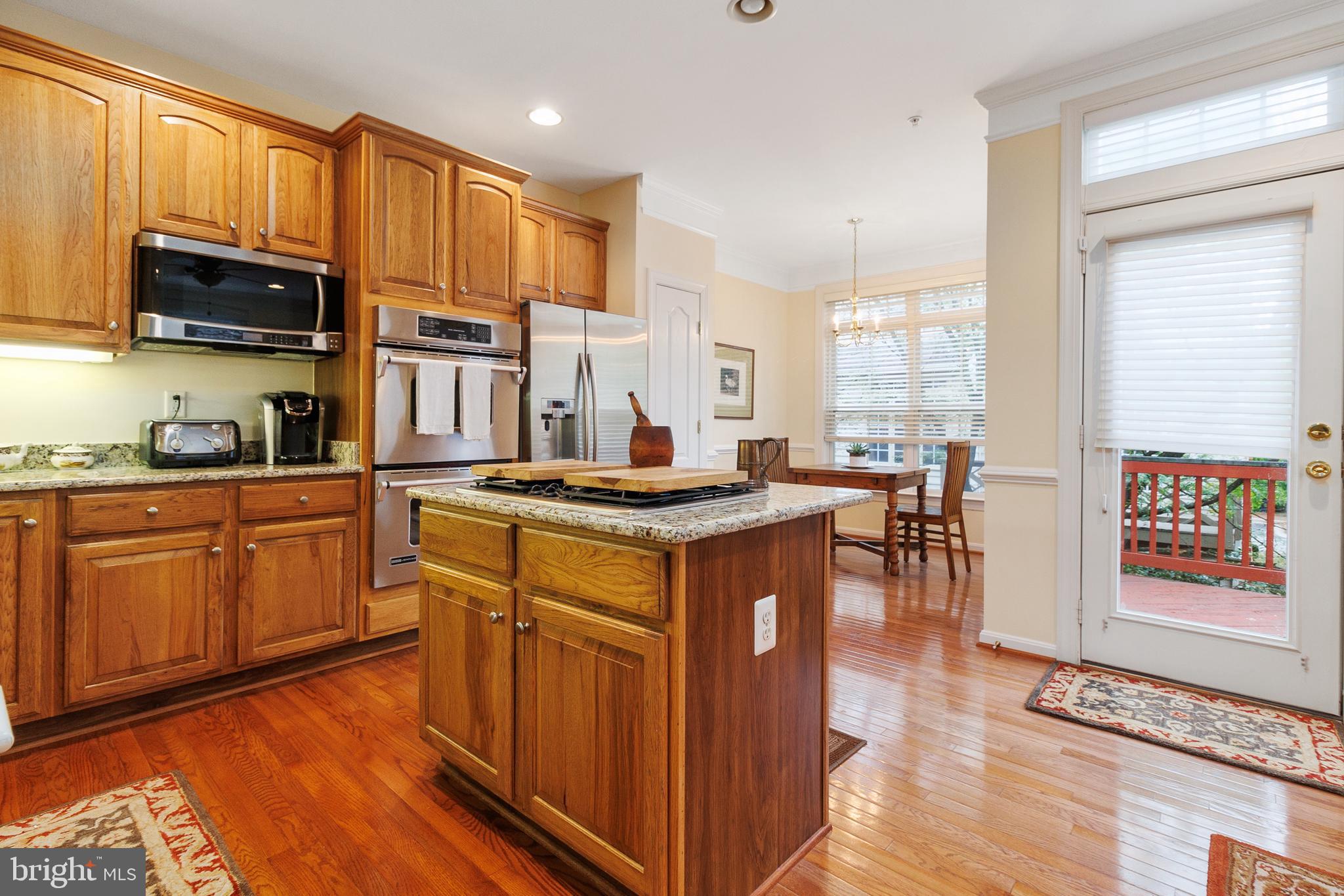 CAMERON STATION - Residential