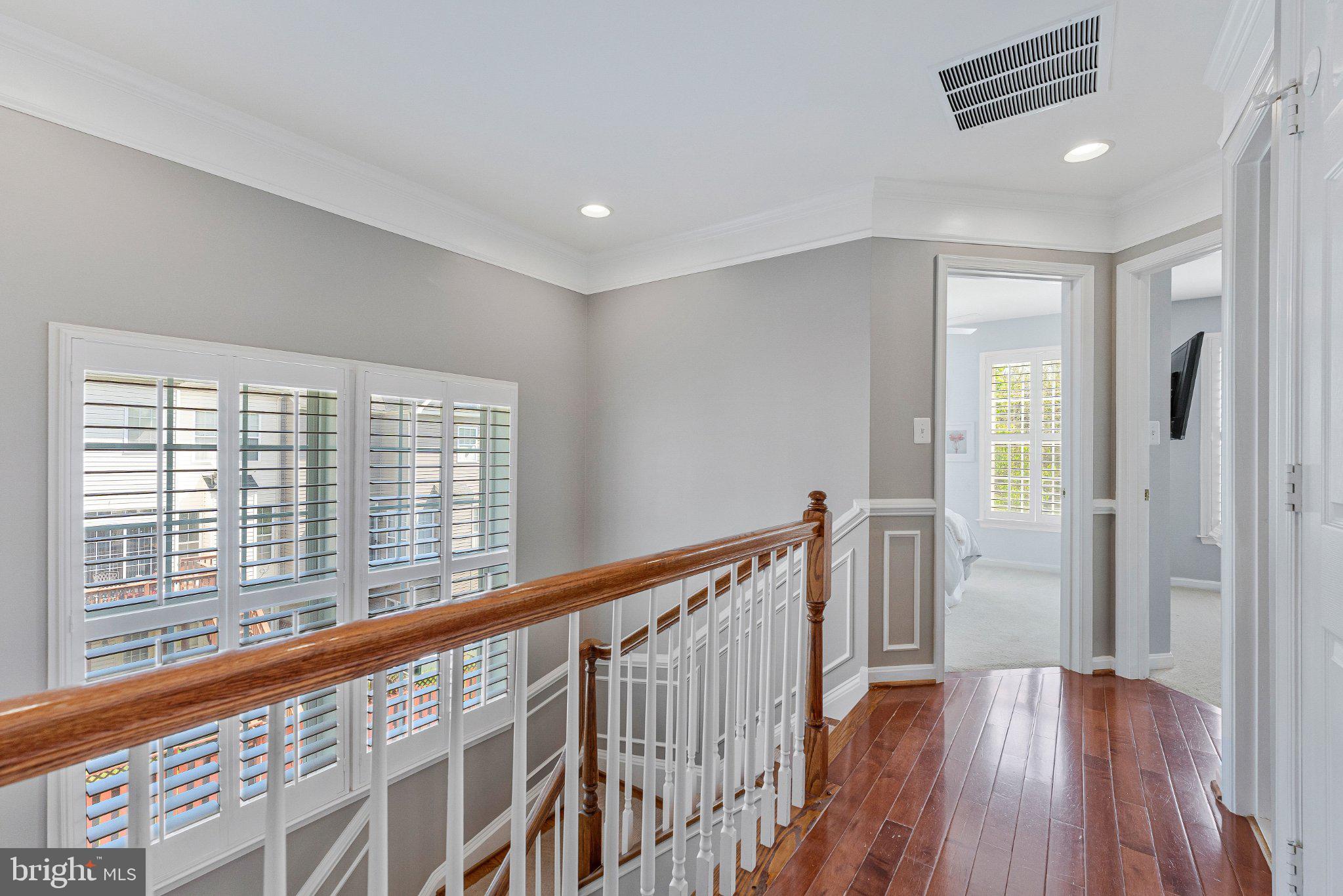 BROADLANDS SOUTH - Residential