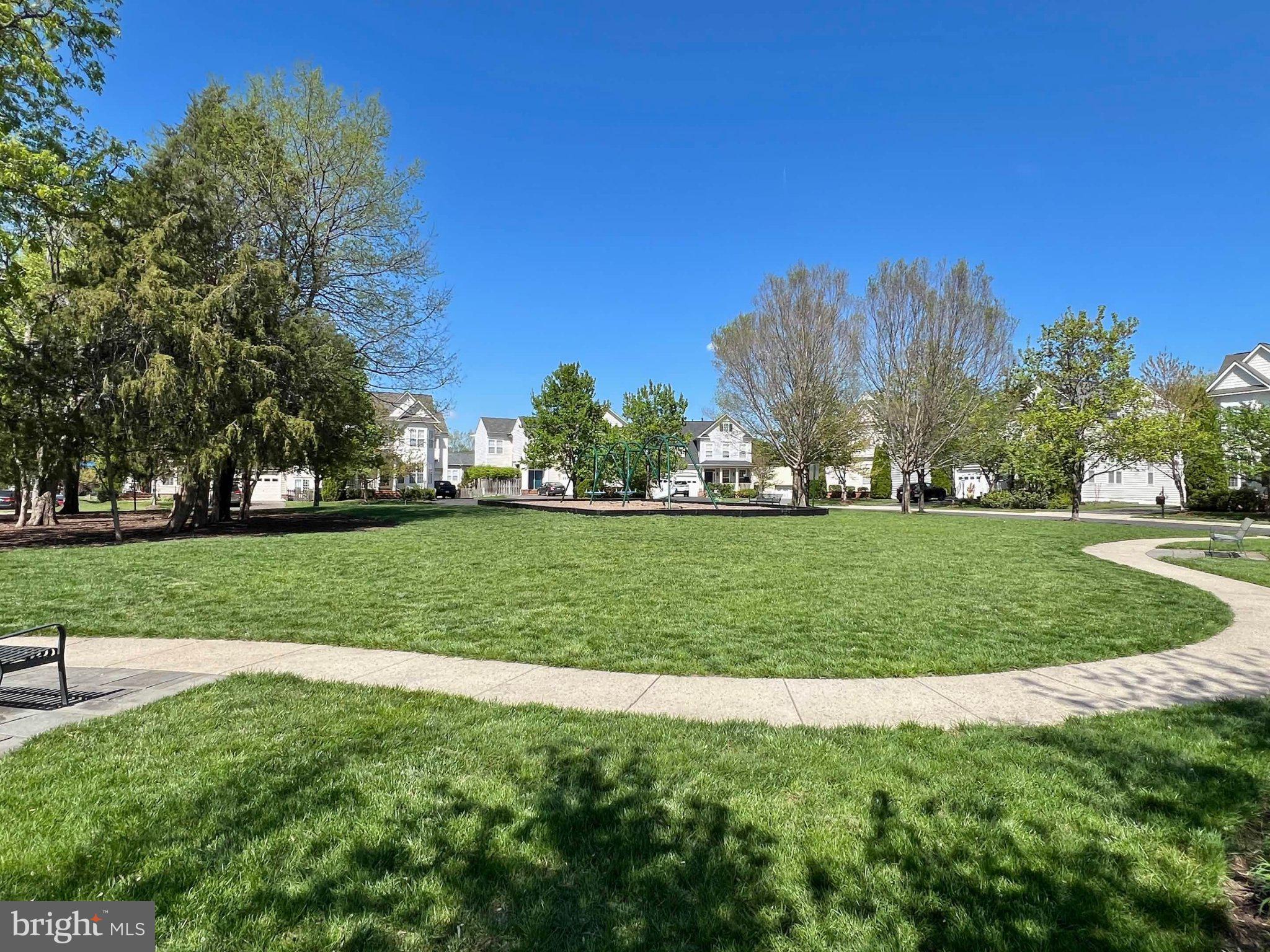 BROADLANDS SOUTH - Residential