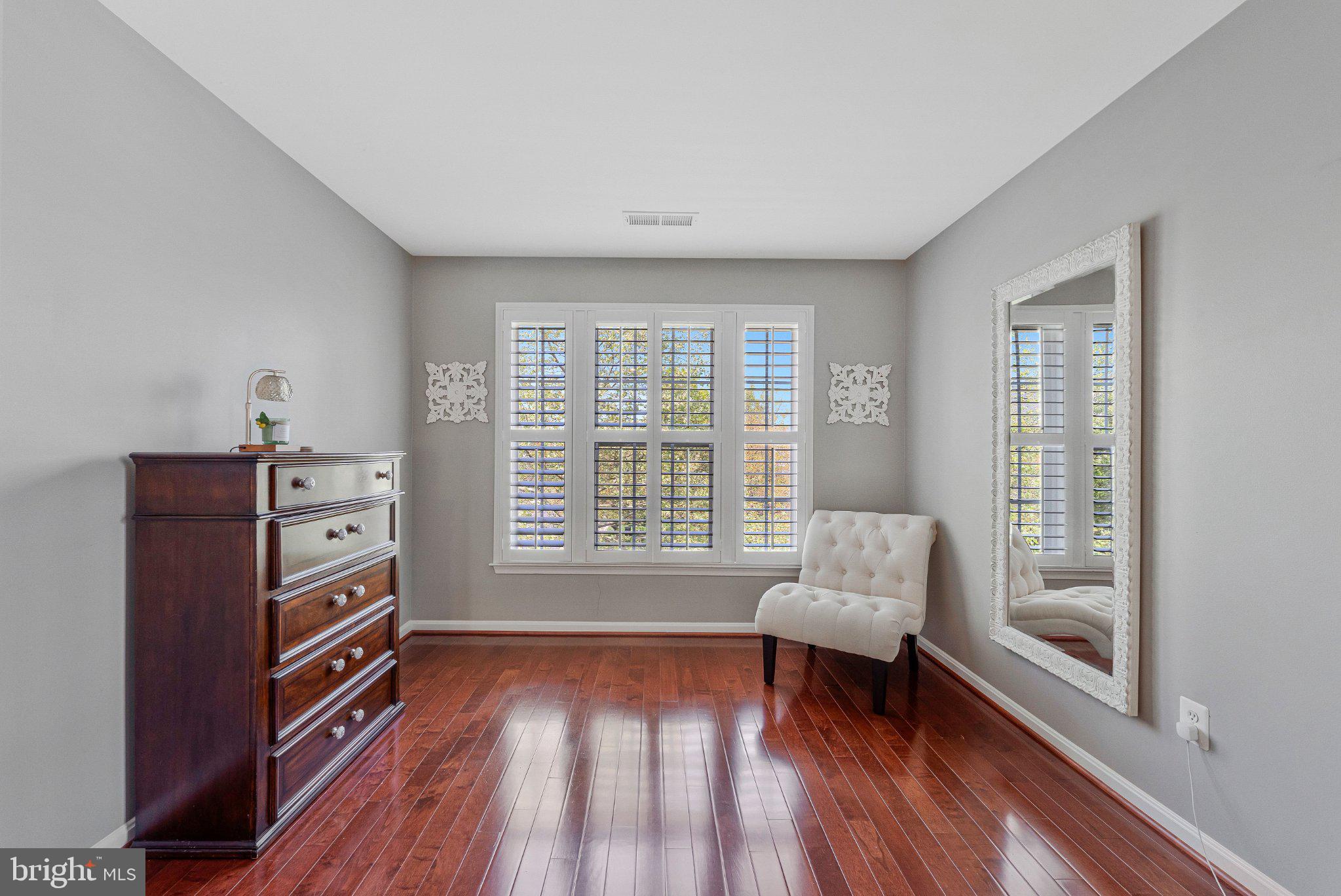 BROADLANDS SOUTH - Residential