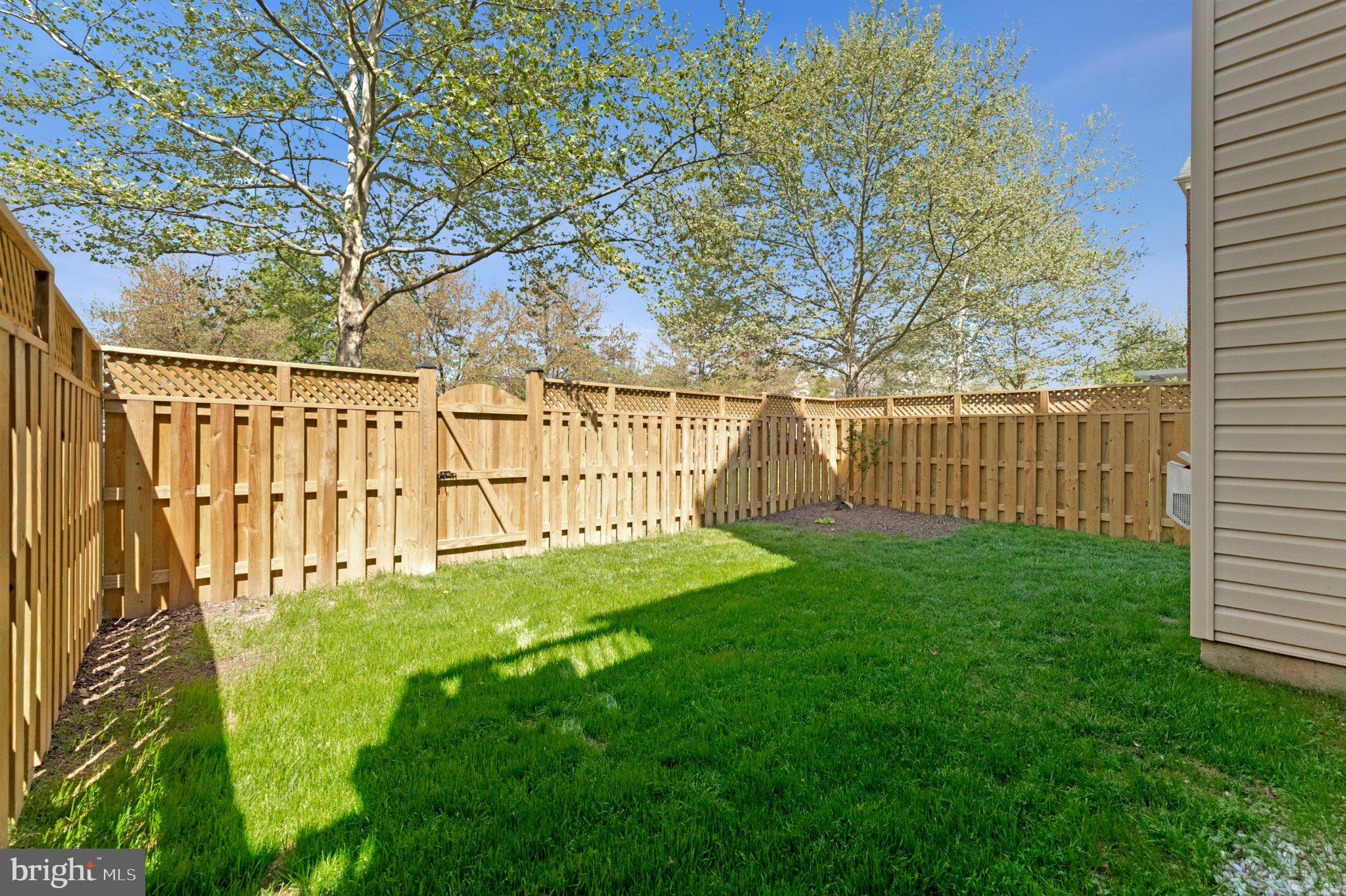 BROADLANDS SOUTH - Residential