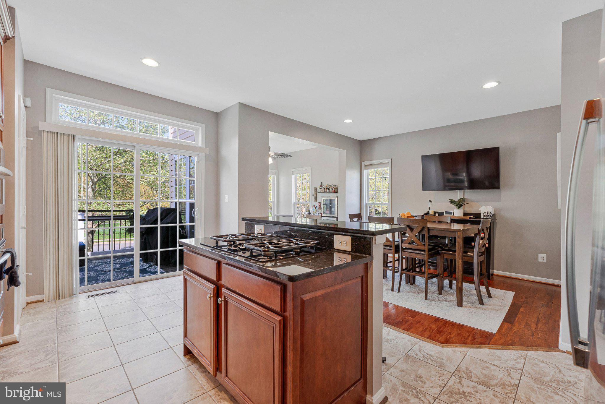 BROADLANDS SOUTH - Residential