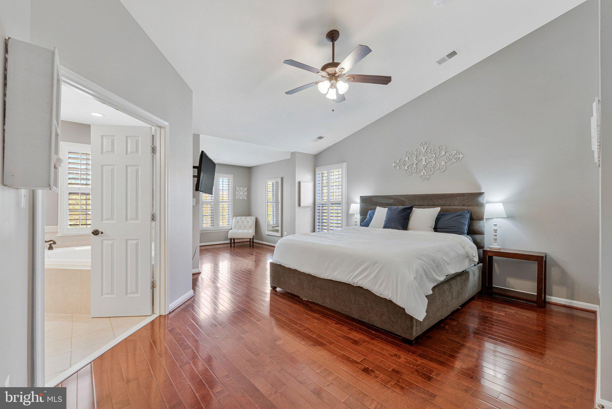 BROADLANDS SOUTH - Residential