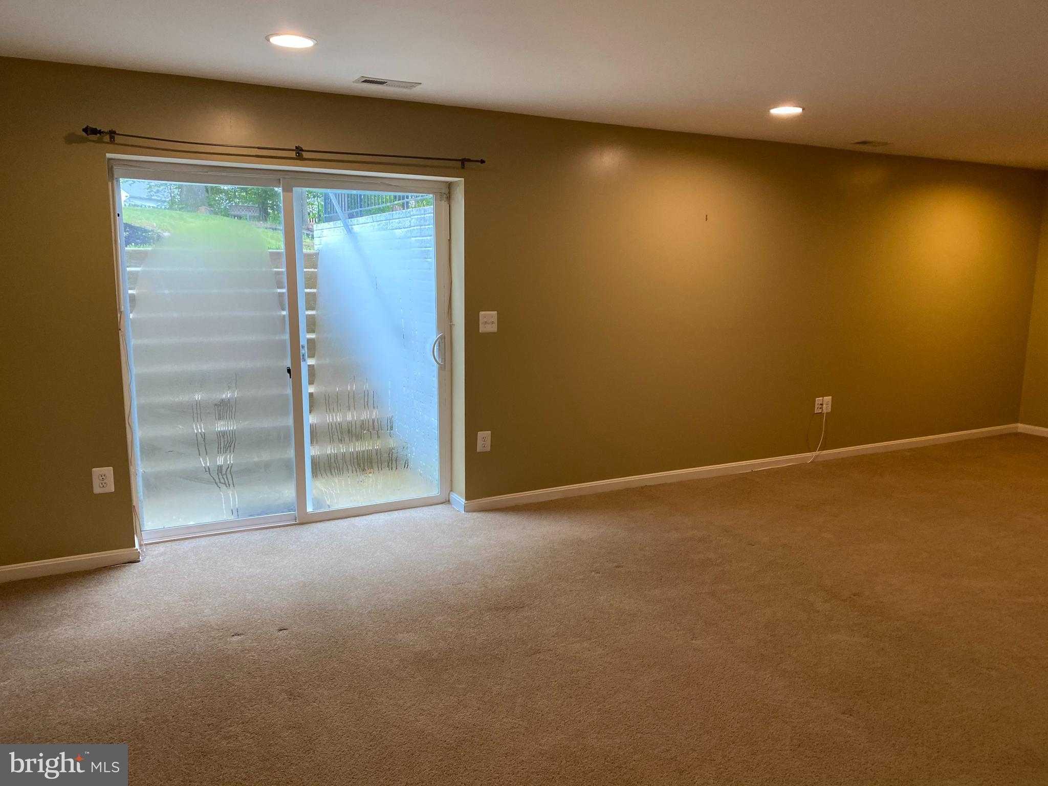 LEELAND STATION - Residential Lease