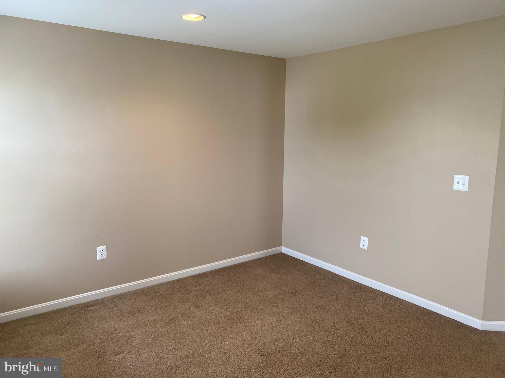 LEELAND STATION - Residential Lease