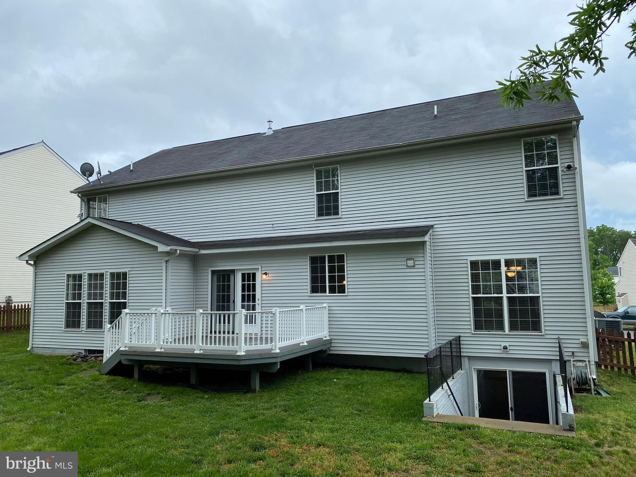 LEELAND STATION - Residential Lease