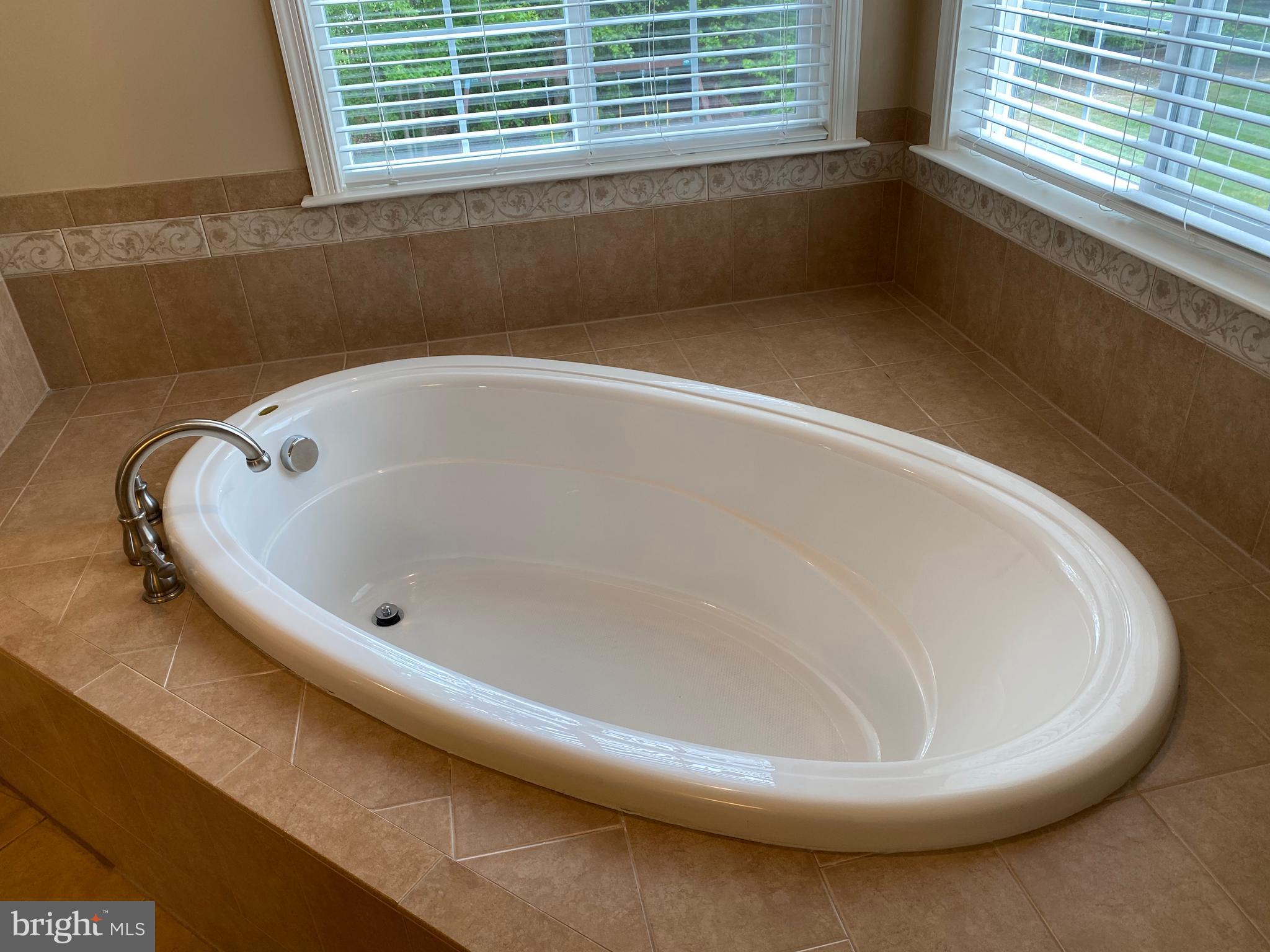 LEELAND STATION - Residential Lease