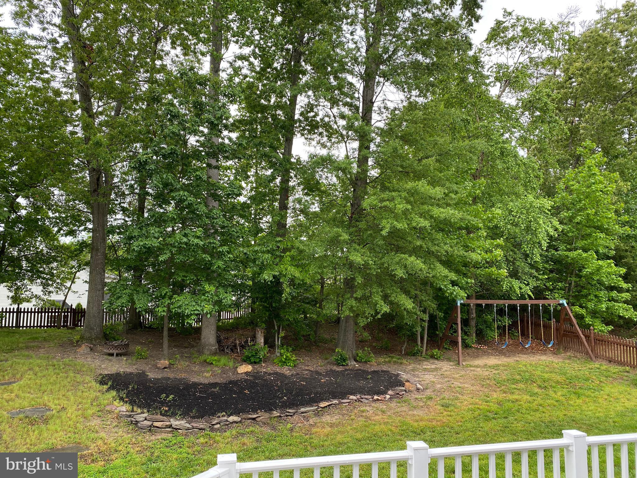 LEELAND STATION - Residential Lease