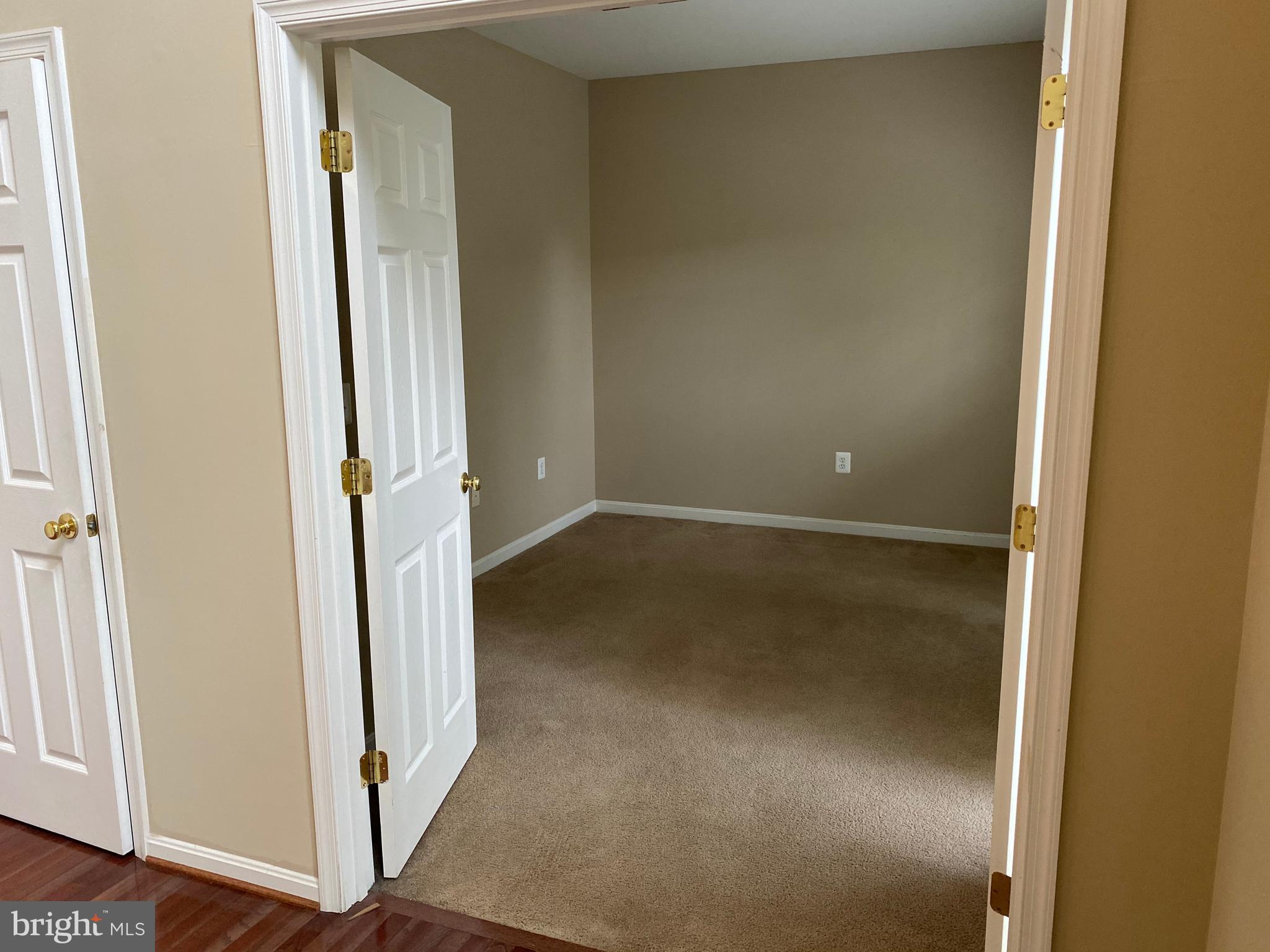 LEELAND STATION - Residential Lease