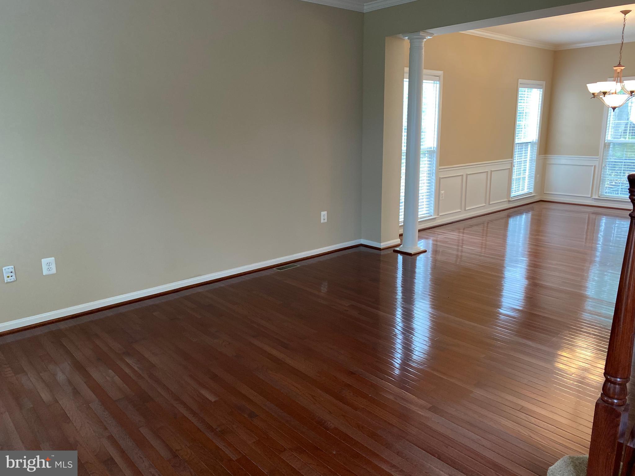 LEELAND STATION - Residential Lease