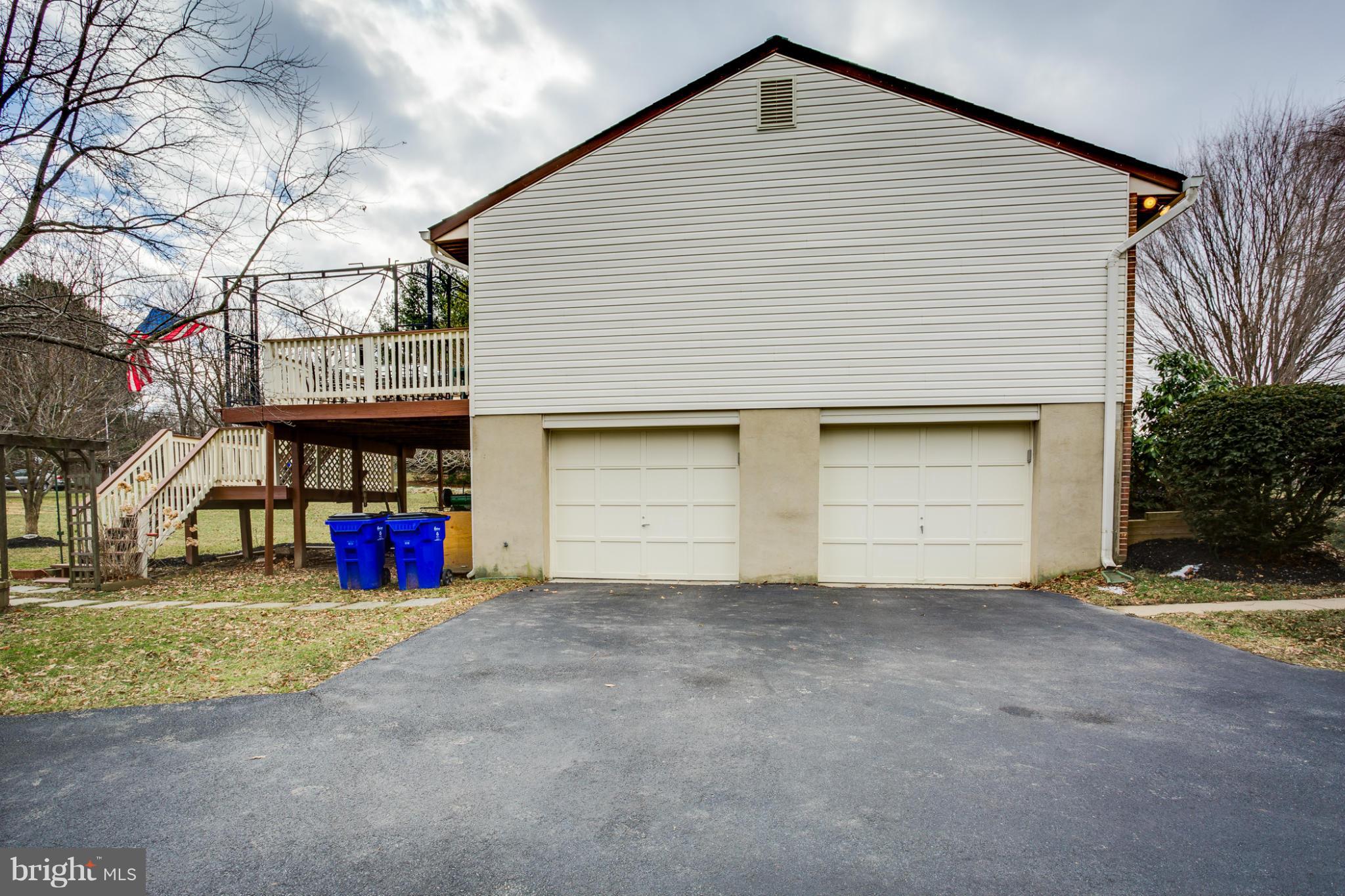 MOUNT HEBRON - Residential