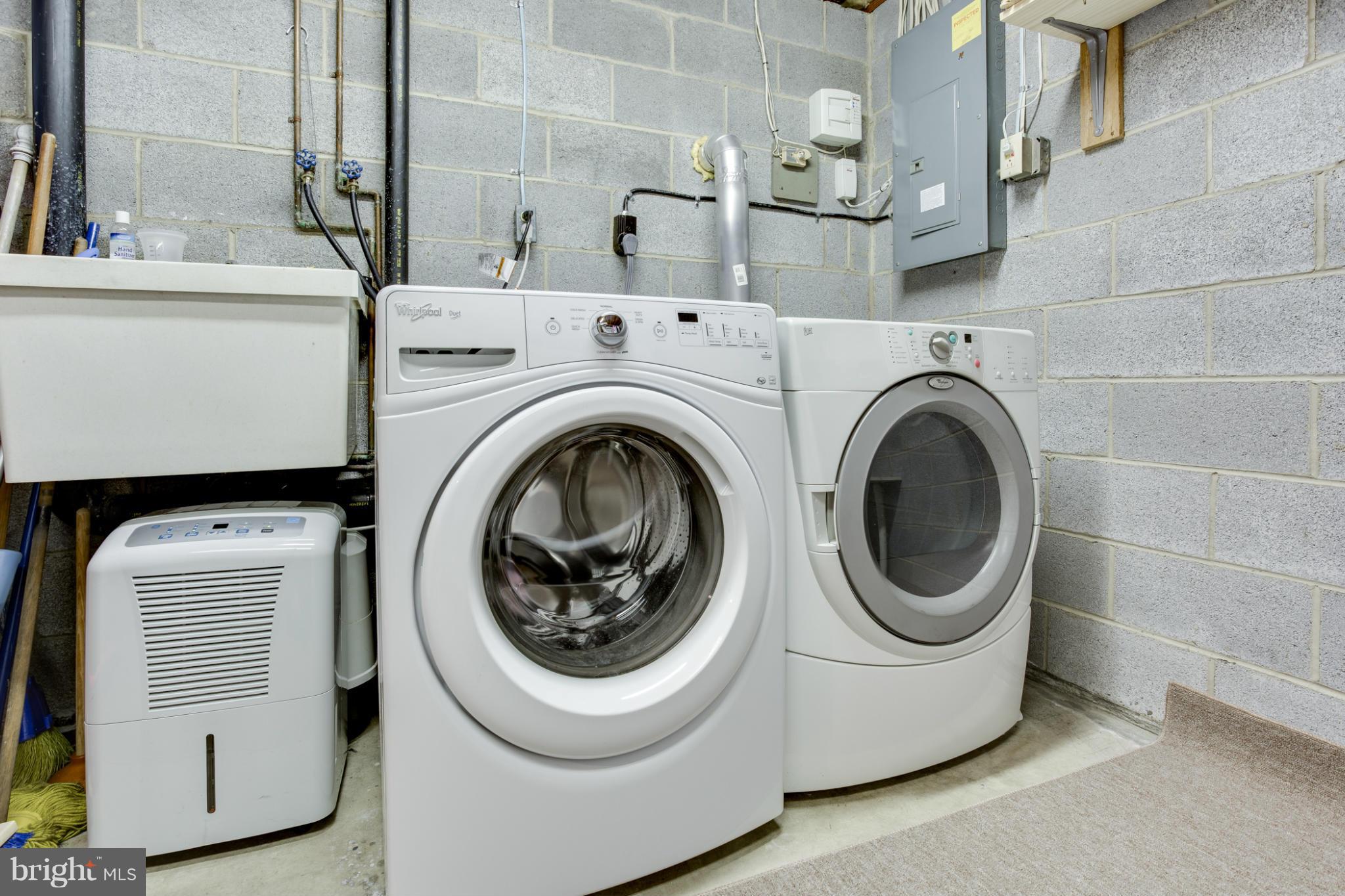 MOUNT HEBRON - Residential