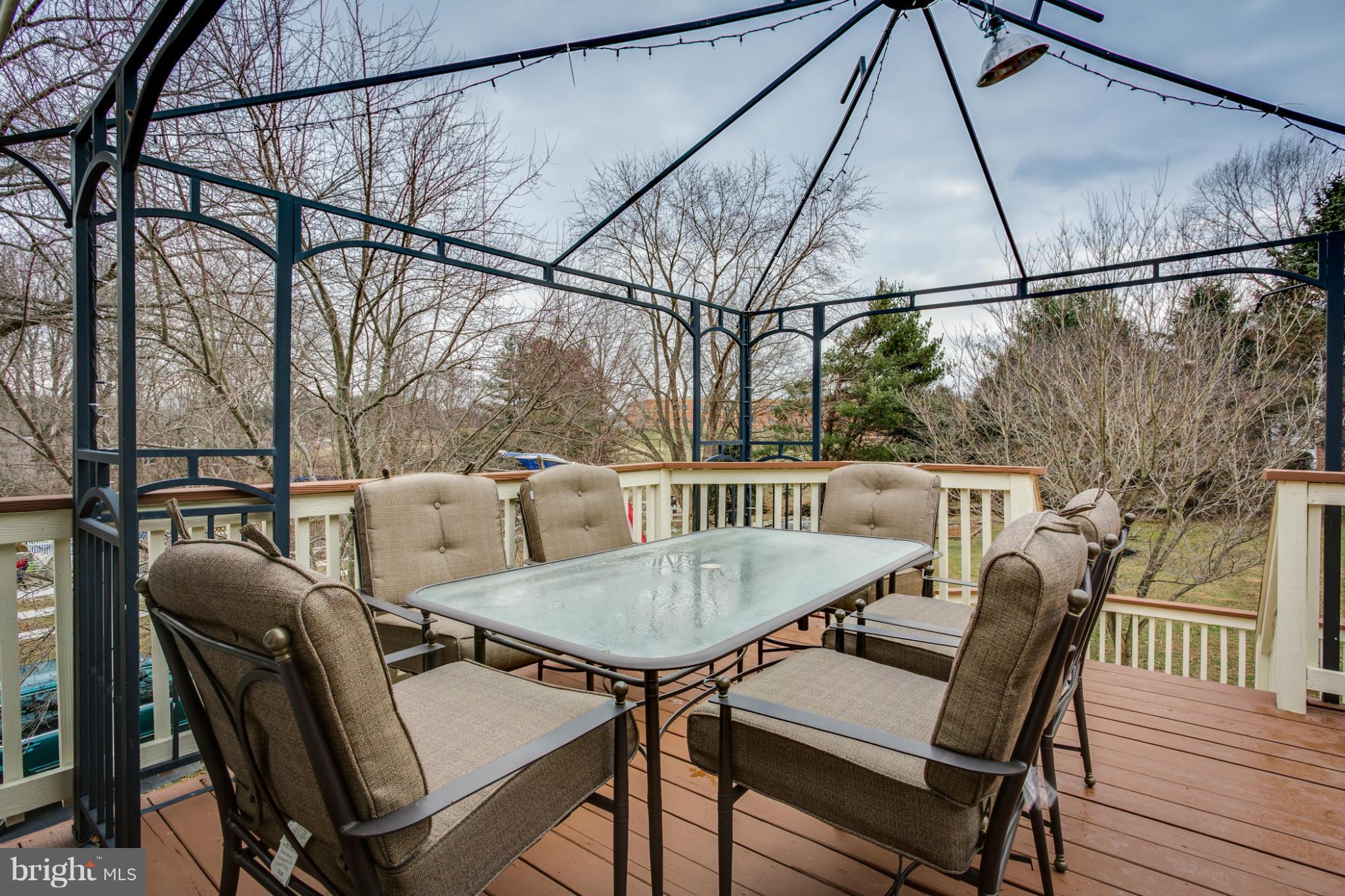 MOUNT HEBRON - Residential