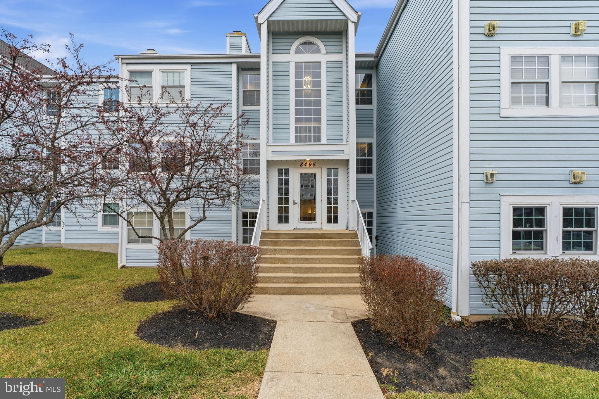 VILLAGE OF MONTGOMERY RUN - Residential