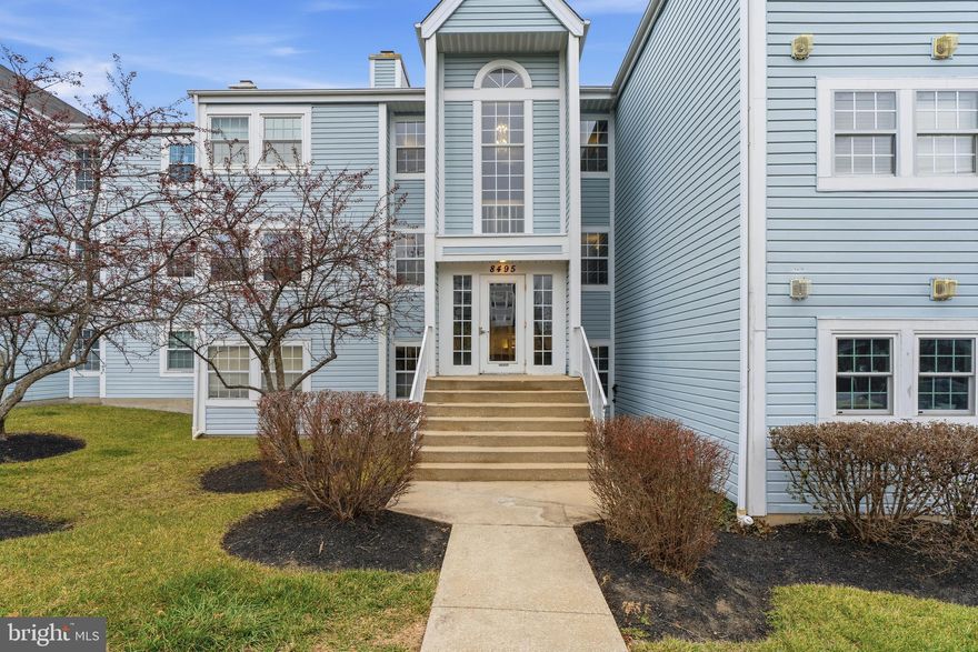 Beautifully updated 3-bedroom, 2-bath condo featuring modern finishes throughout. Conveniently located near shopping, local highways, walking paths, and more—ideal for both comfort and accessibility. Updates include: hot water and heat pump replaced in 2017, renovated bathrooms  and all new flooring in 2021, painted throughout between 2021-2023. 

***water included in condo fees