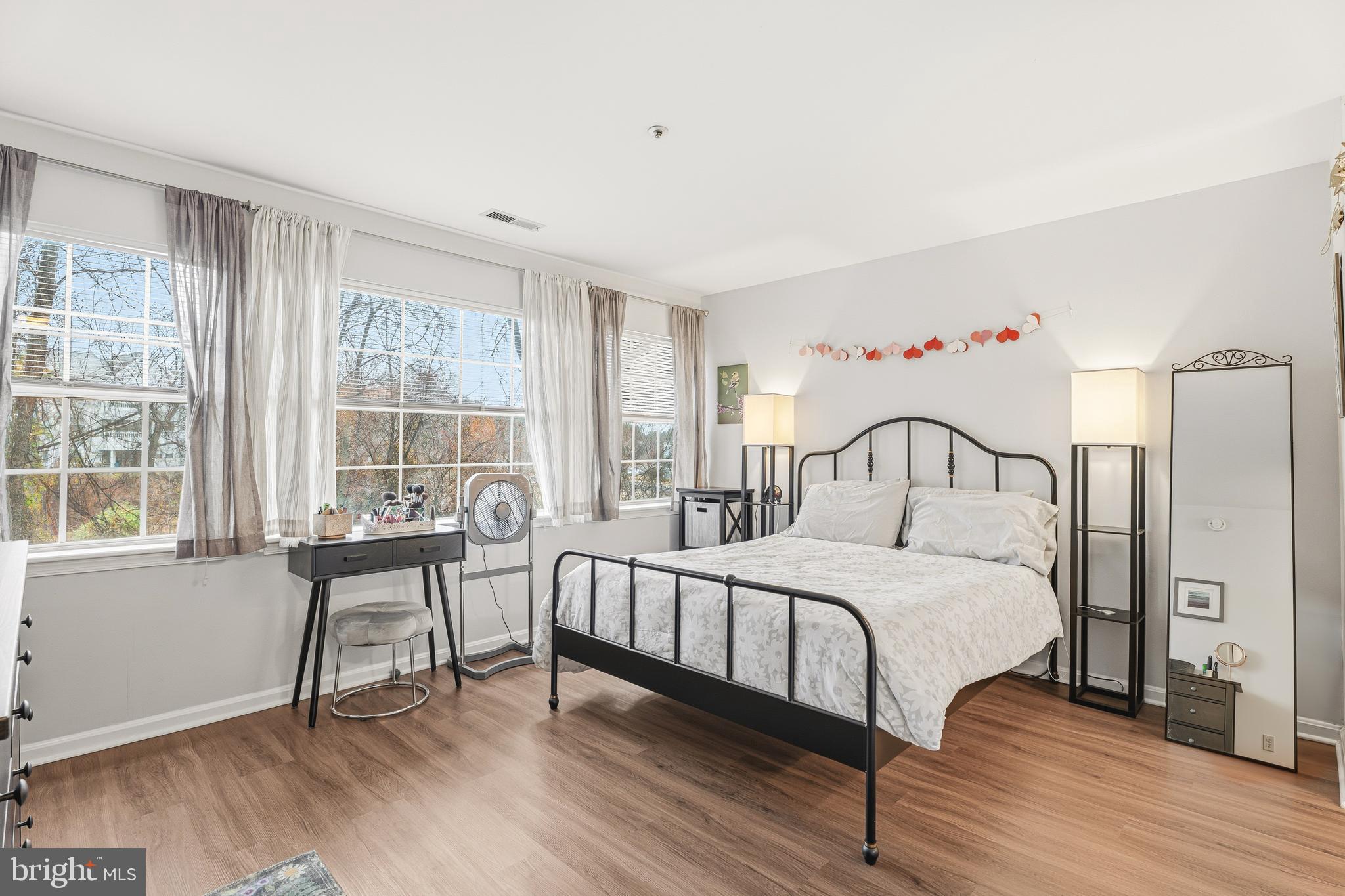 VILLAGE OF MONTGOMERY RUN - Residential