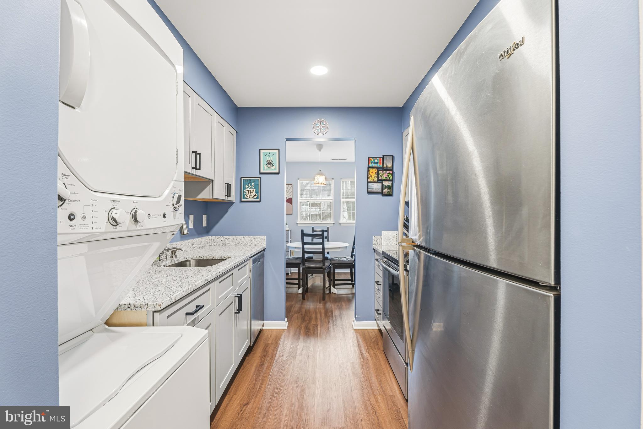 VILLAGE OF MONTGOMERY RUN - Residential