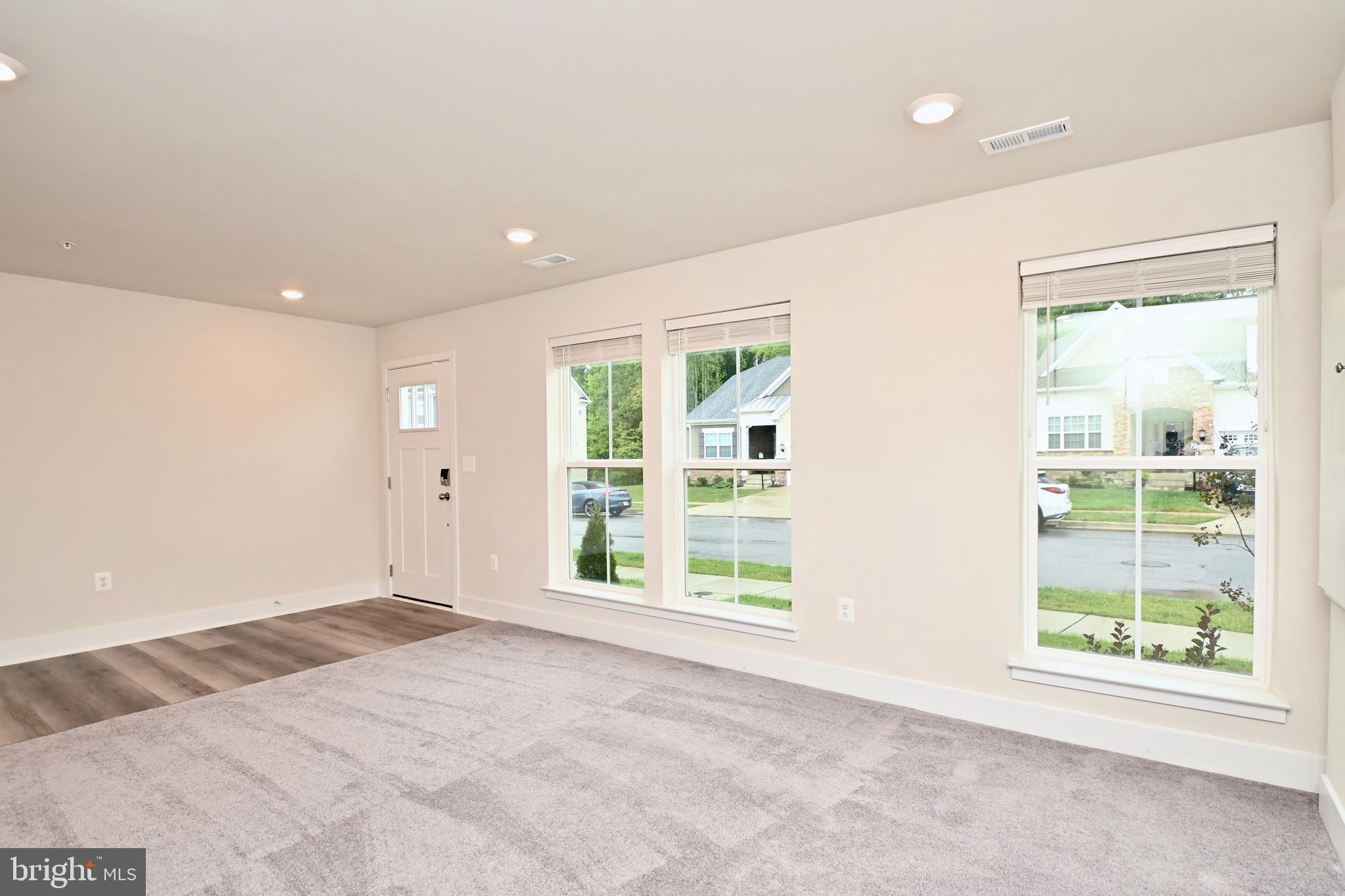 STONEHAVEN - Residential