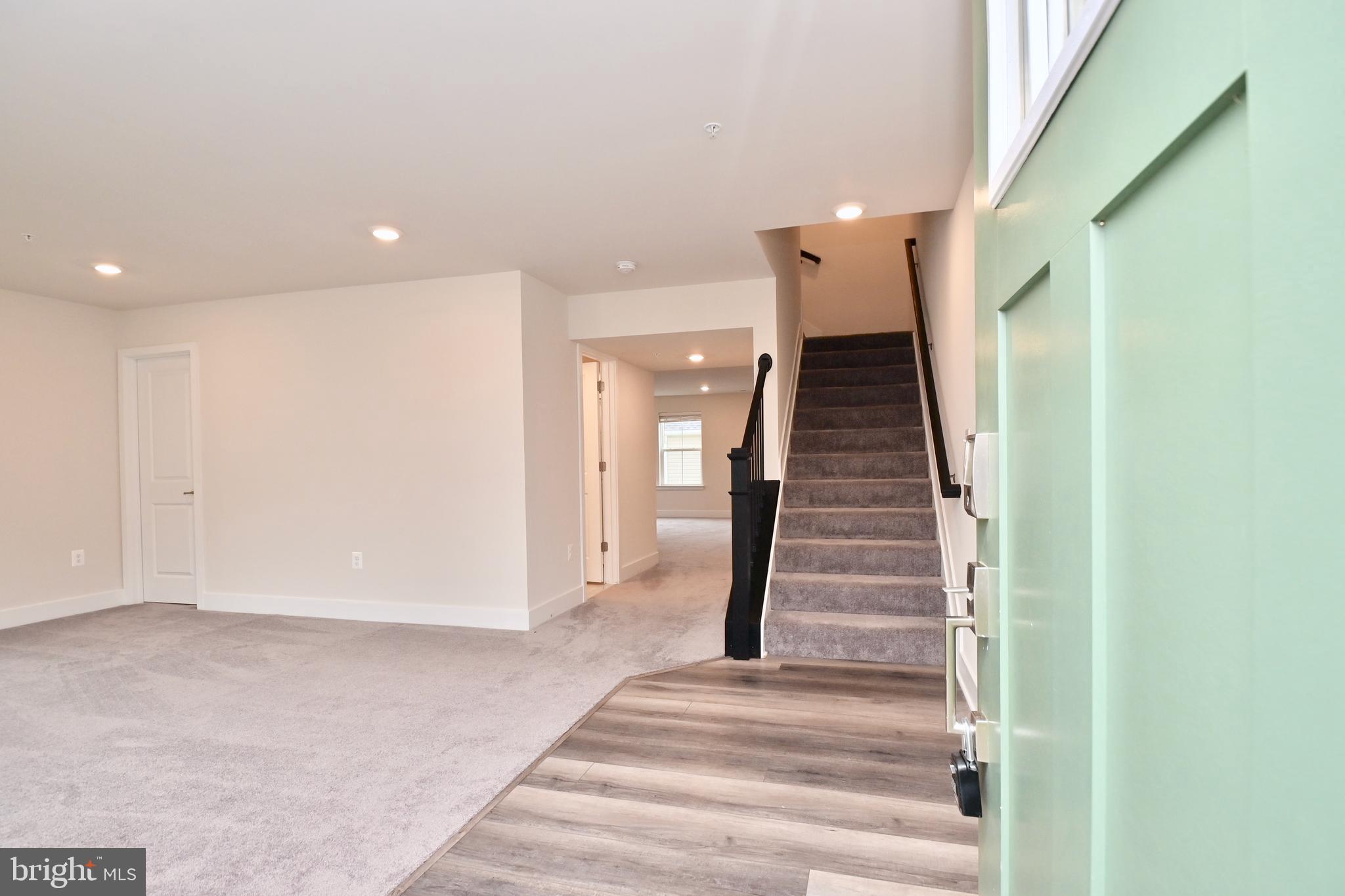 STONEHAVEN - Residential