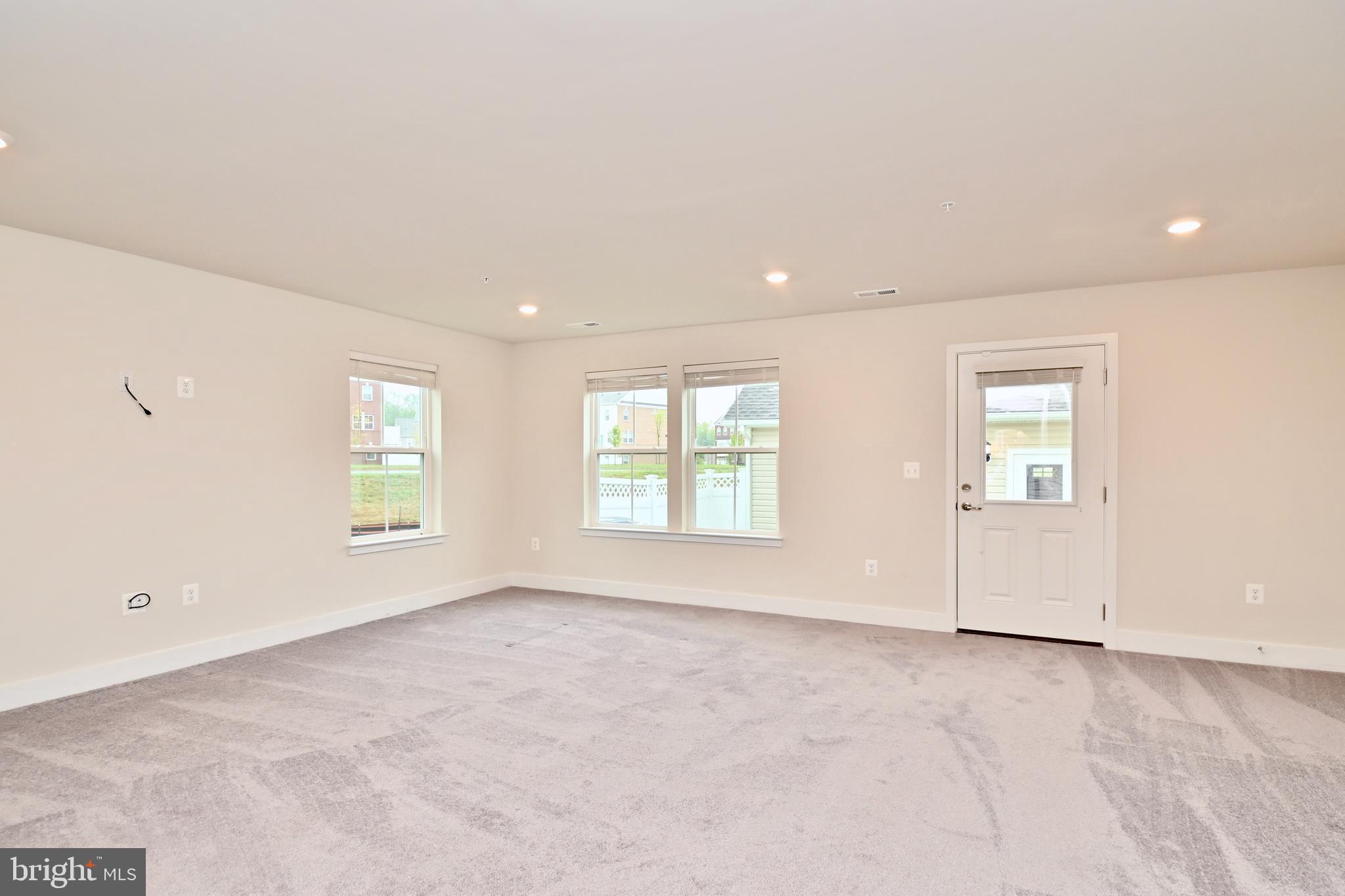 STONEHAVEN - Residential