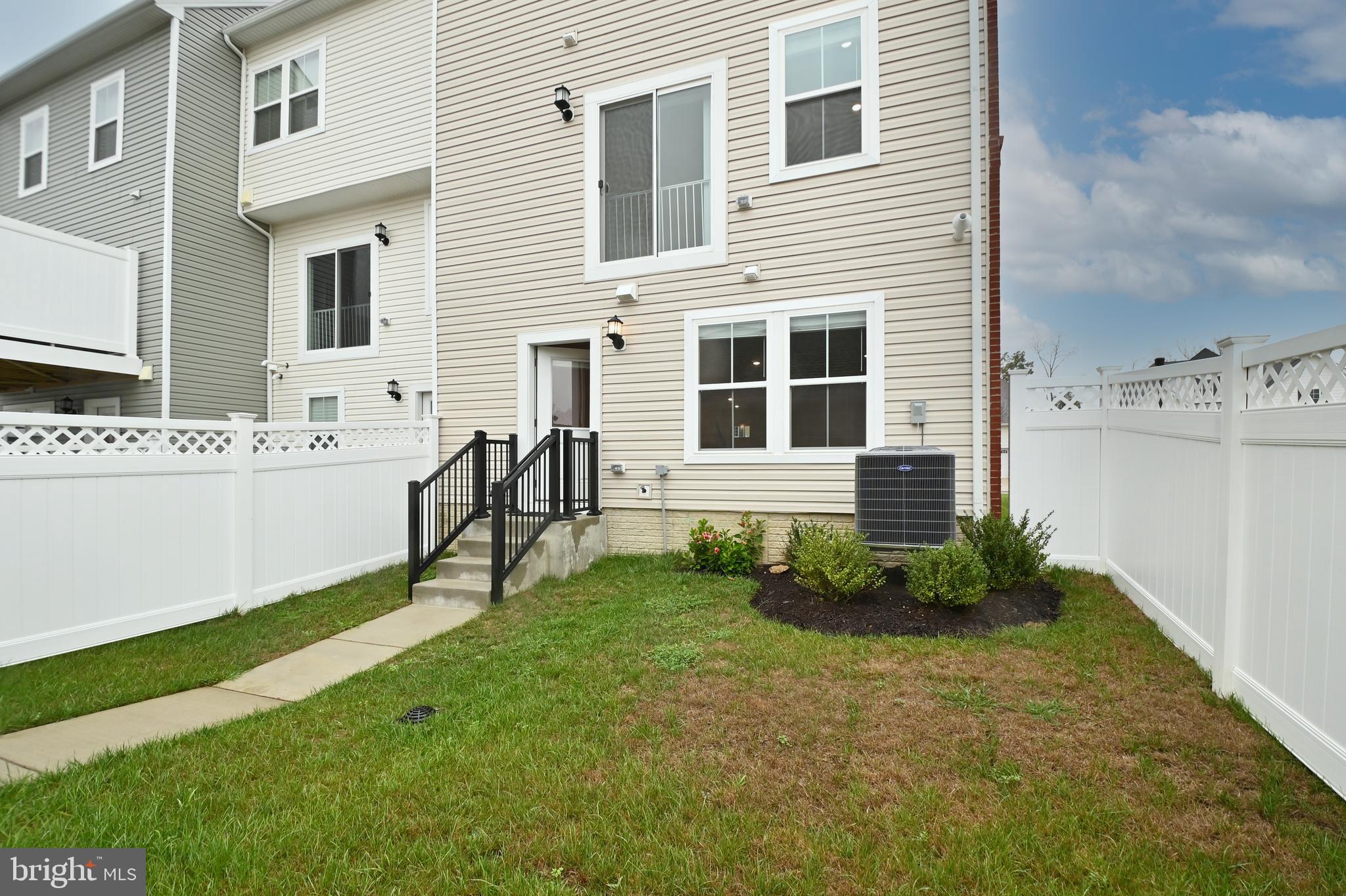 STONEHAVEN - Residential