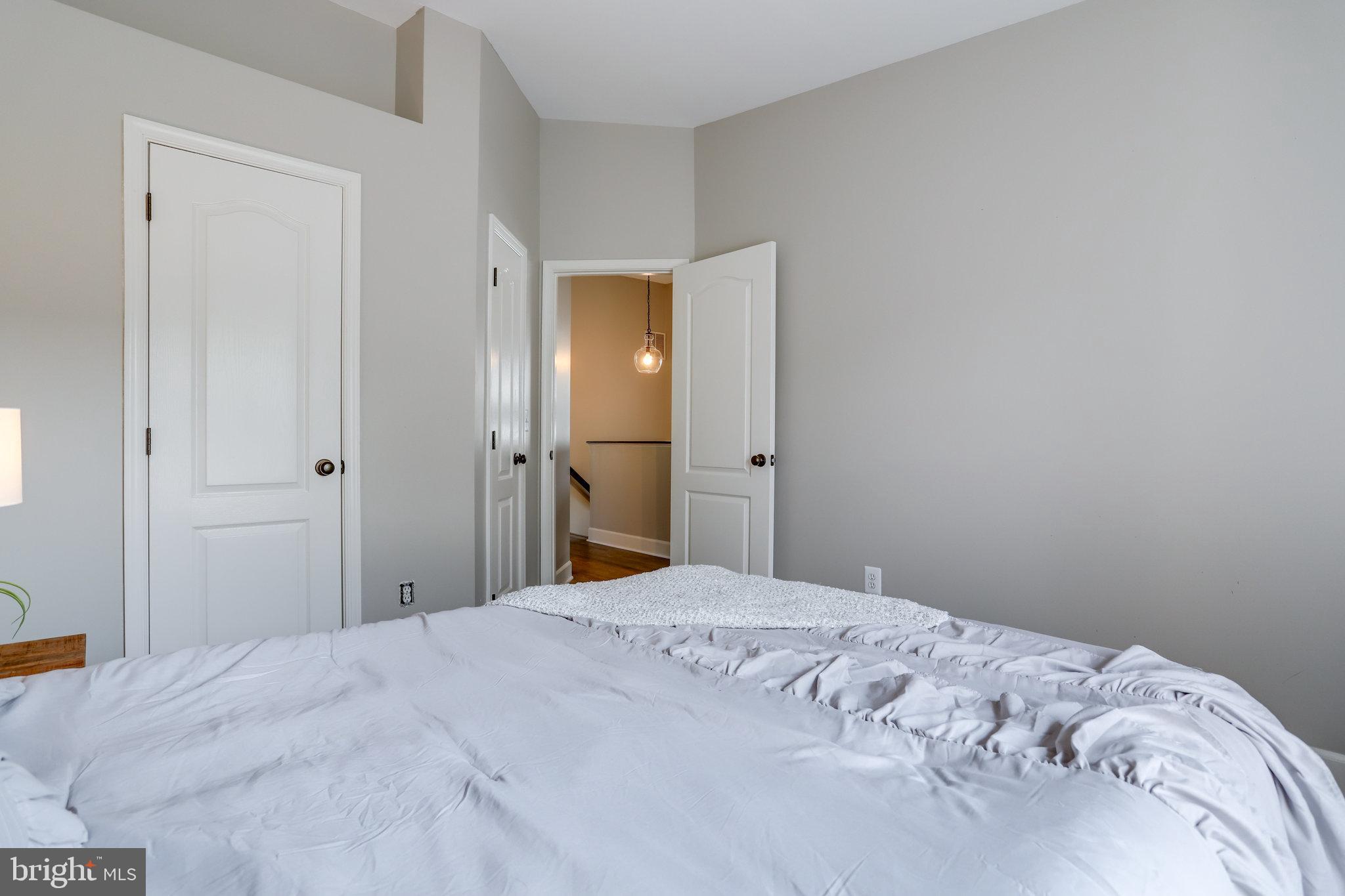 PENDERBROOK - Residential