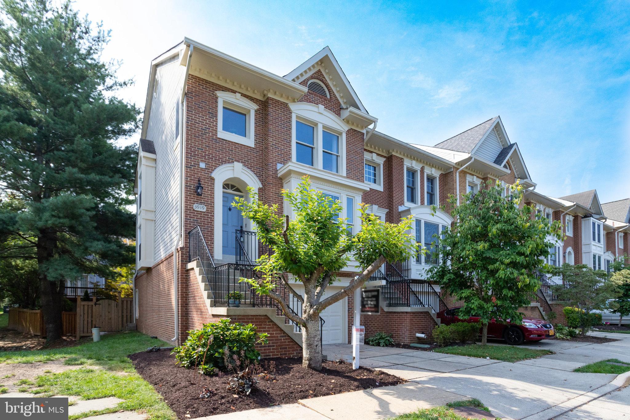 PENDERBROOK - Residential