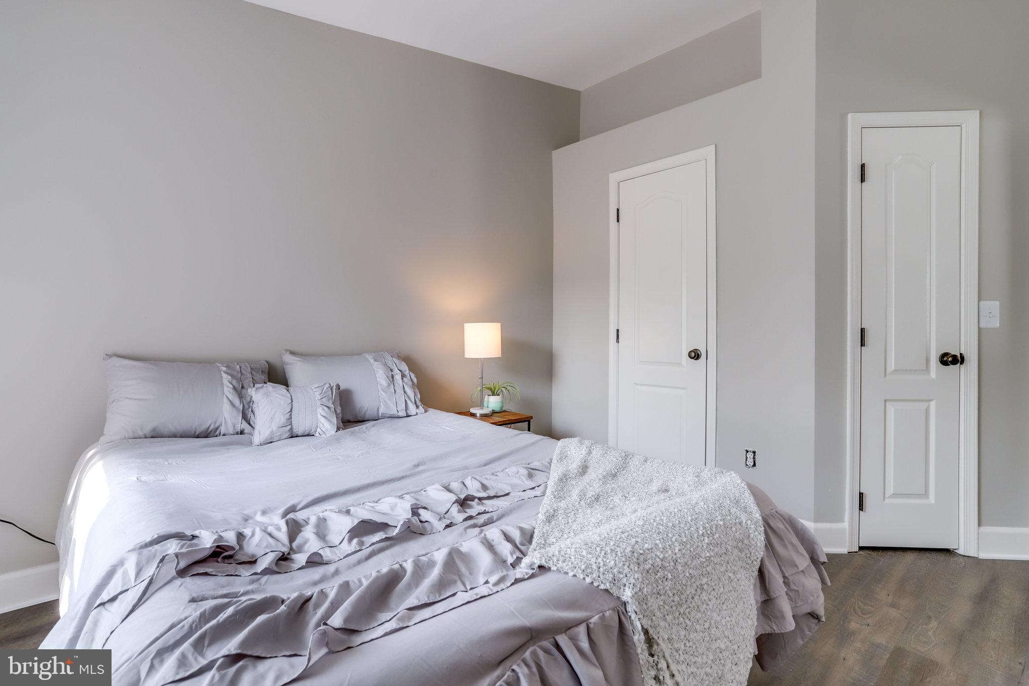 PENDERBROOK - Residential