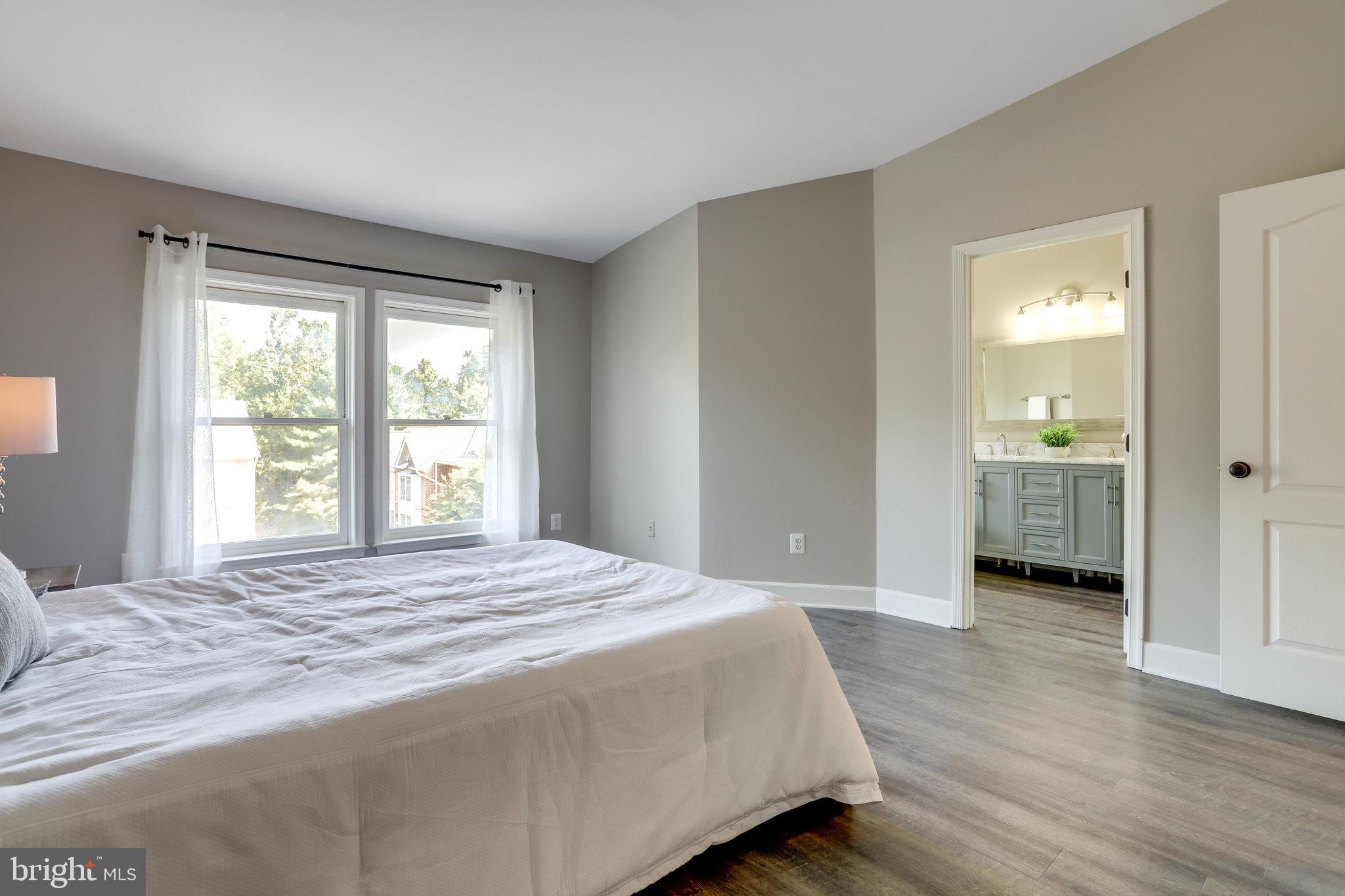 PENDERBROOK - Residential