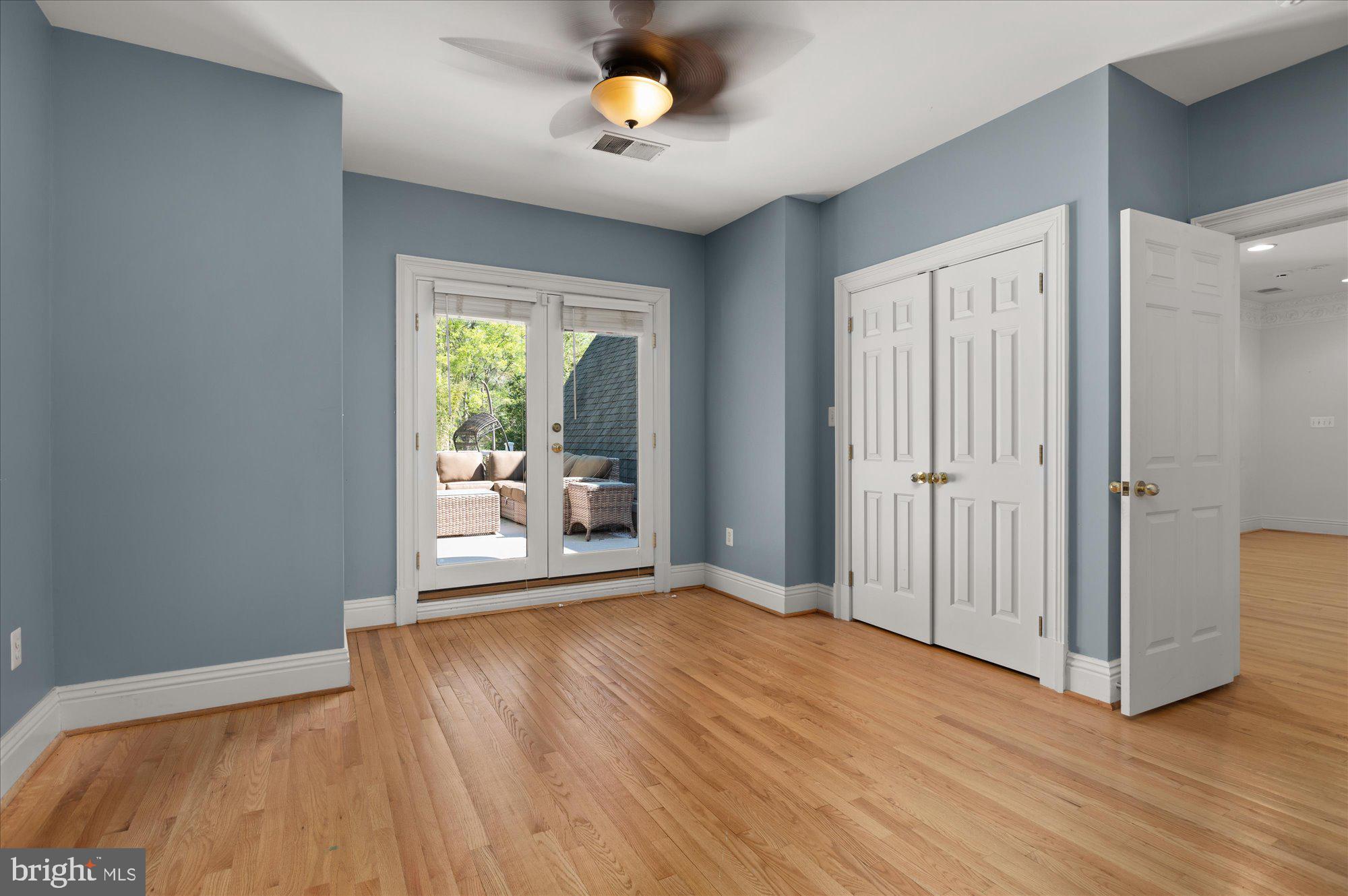 LANGLEY FOREST - Residential