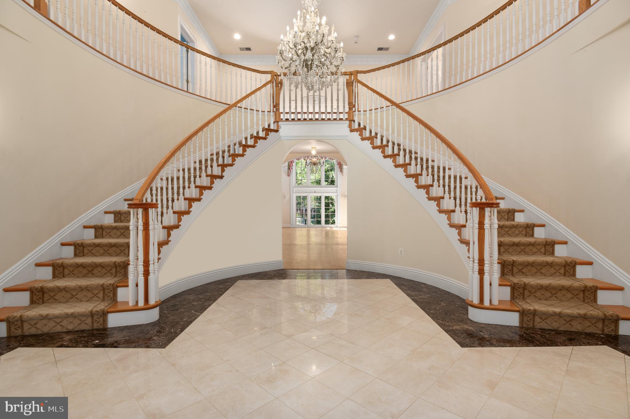 LANGLEY FOREST - Residential