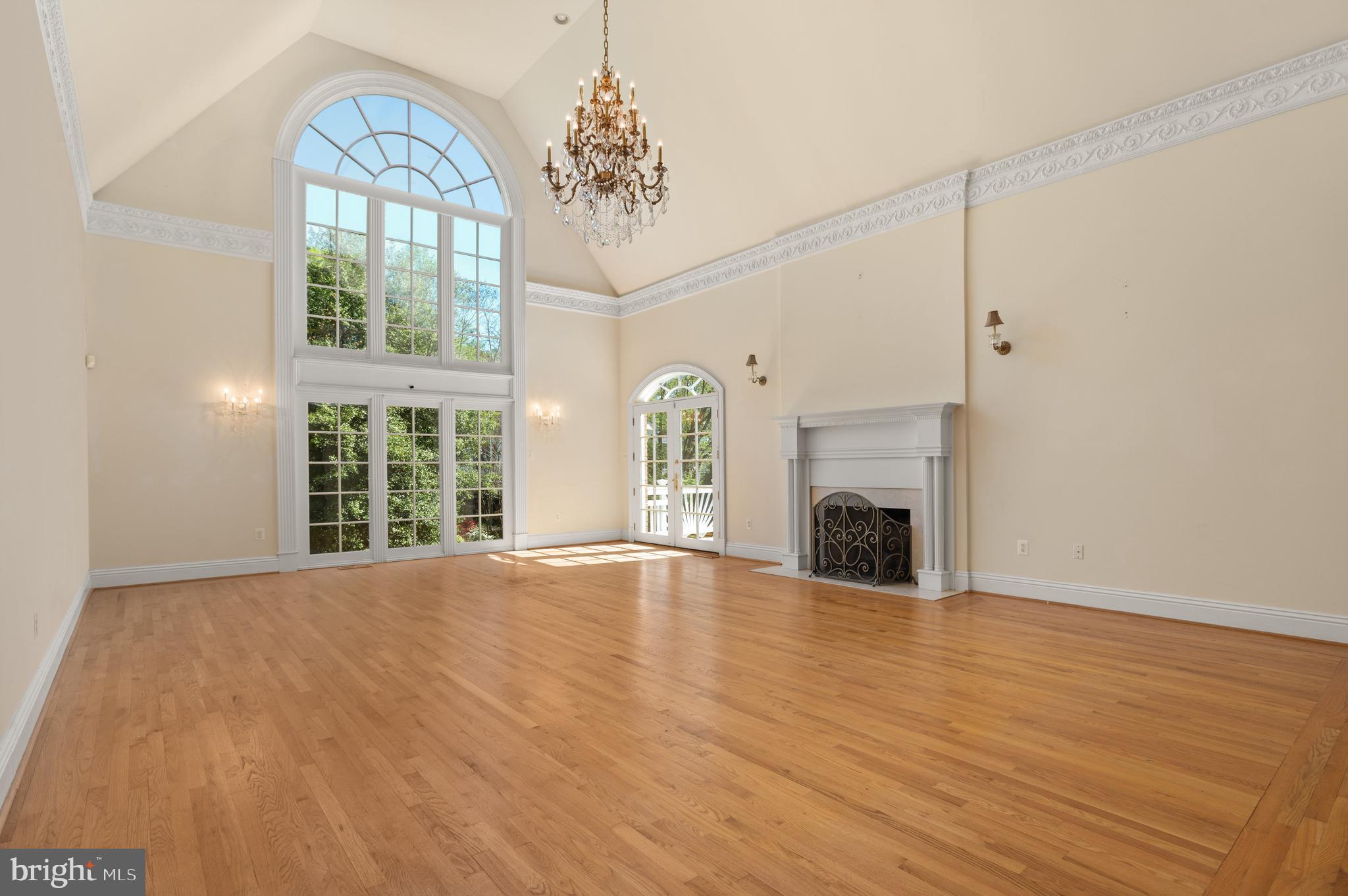 LANGLEY FOREST - Residential