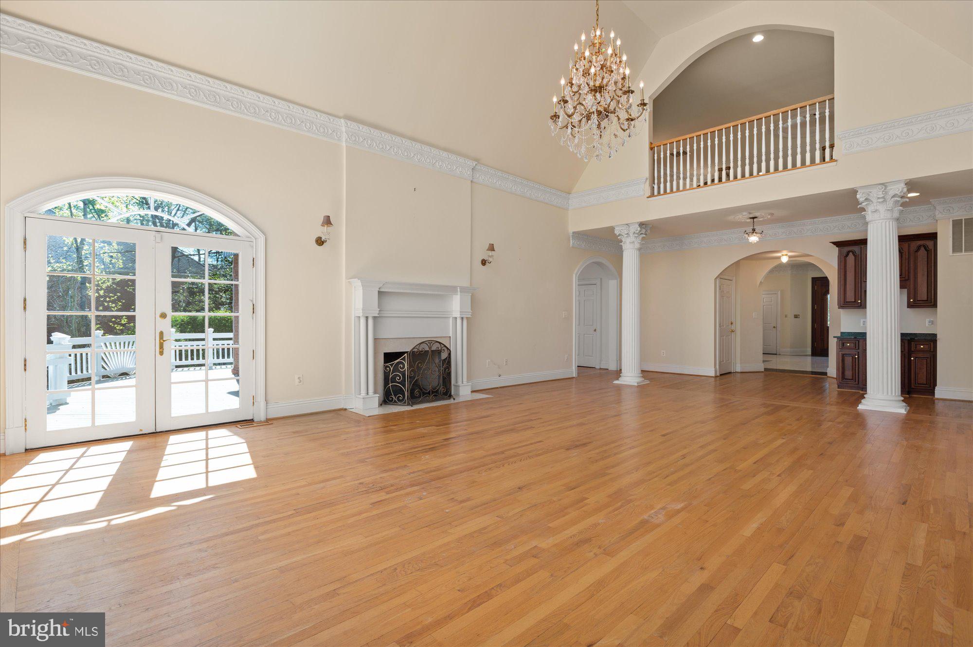 LANGLEY FOREST - Residential