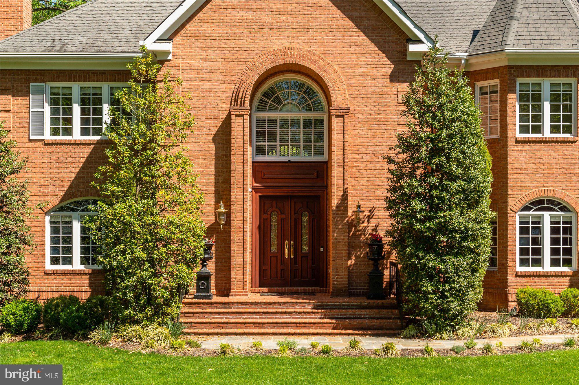 LANGLEY FOREST - Residential