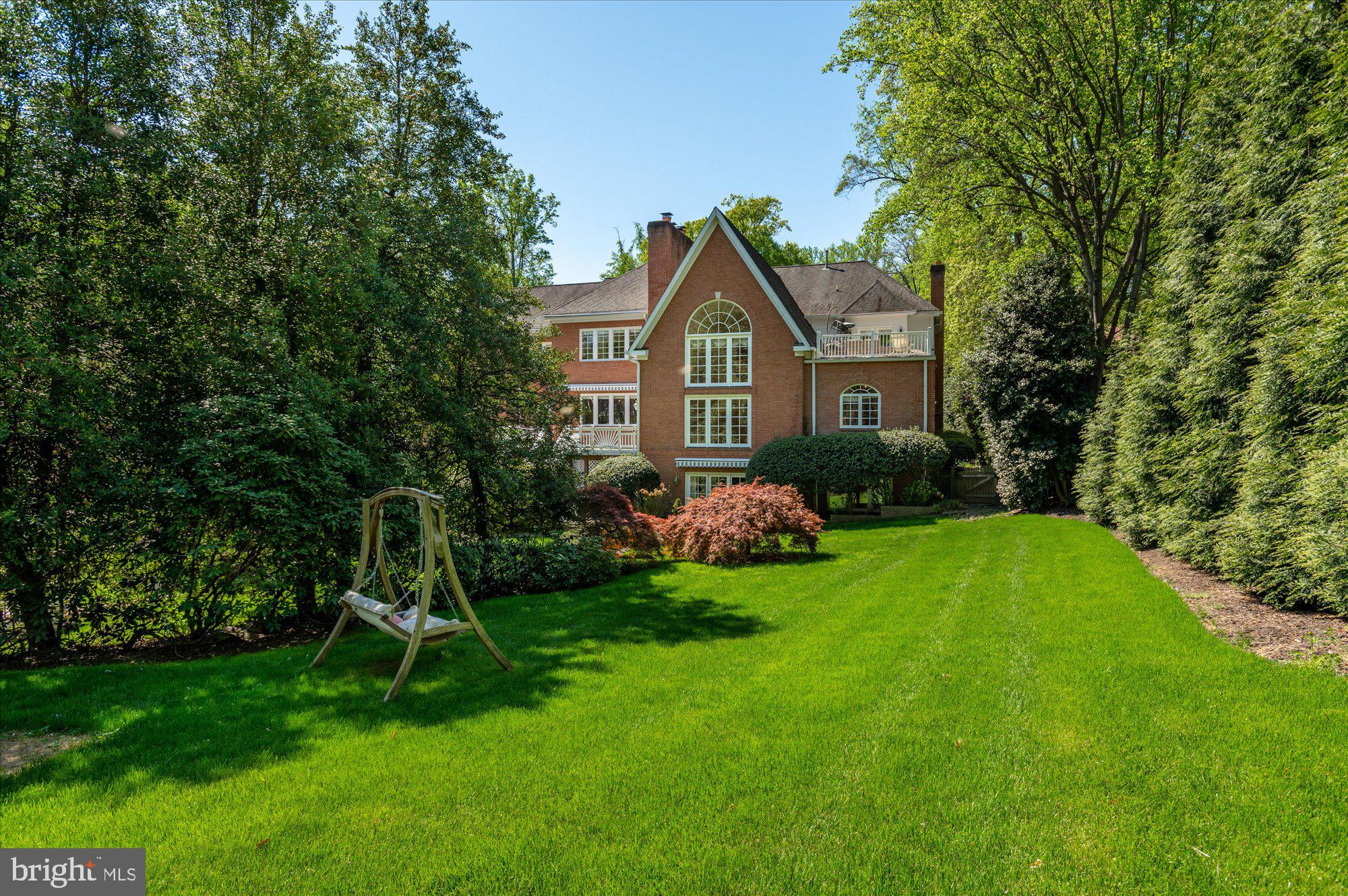 LANGLEY FOREST - Residential
