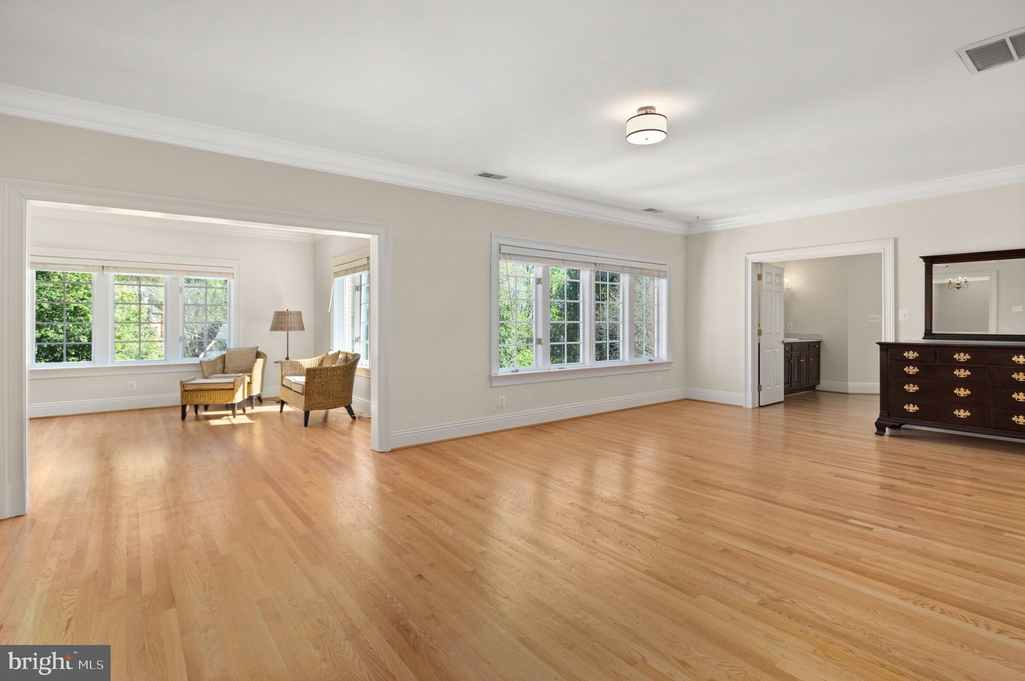 LANGLEY FOREST - Residential