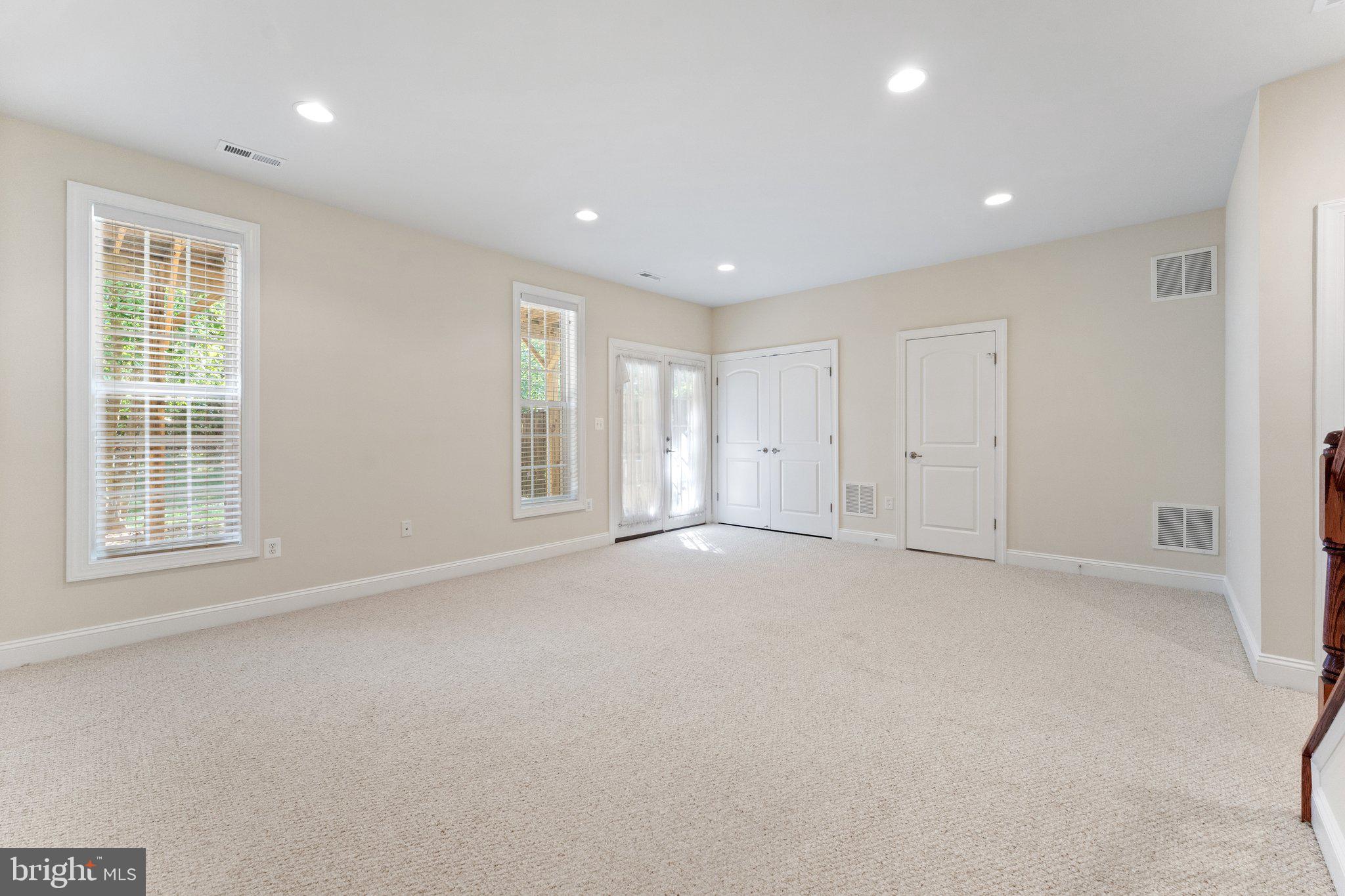 SOUTH MARKET - Residential Lease