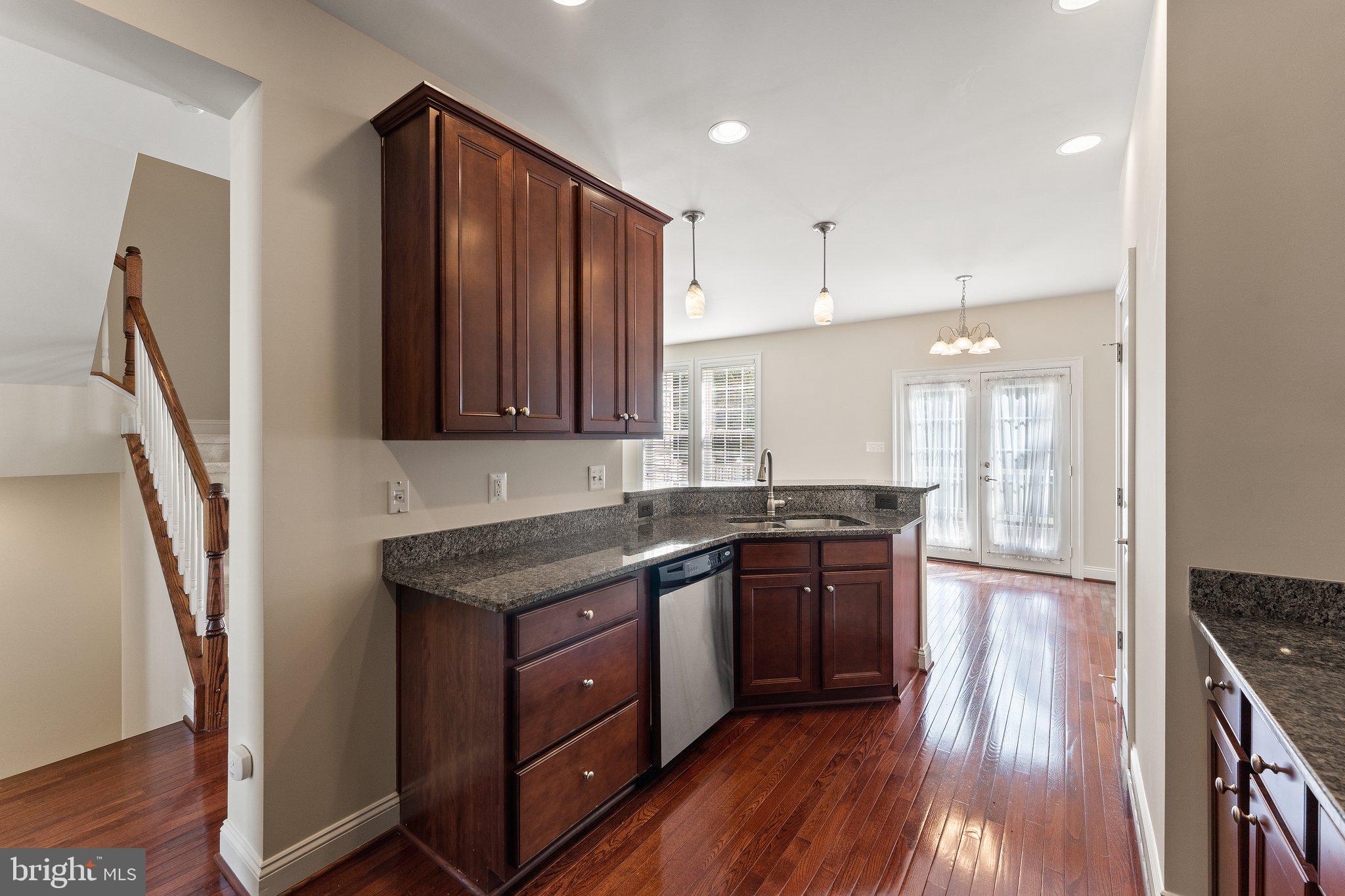 SOUTH MARKET - Residential Lease