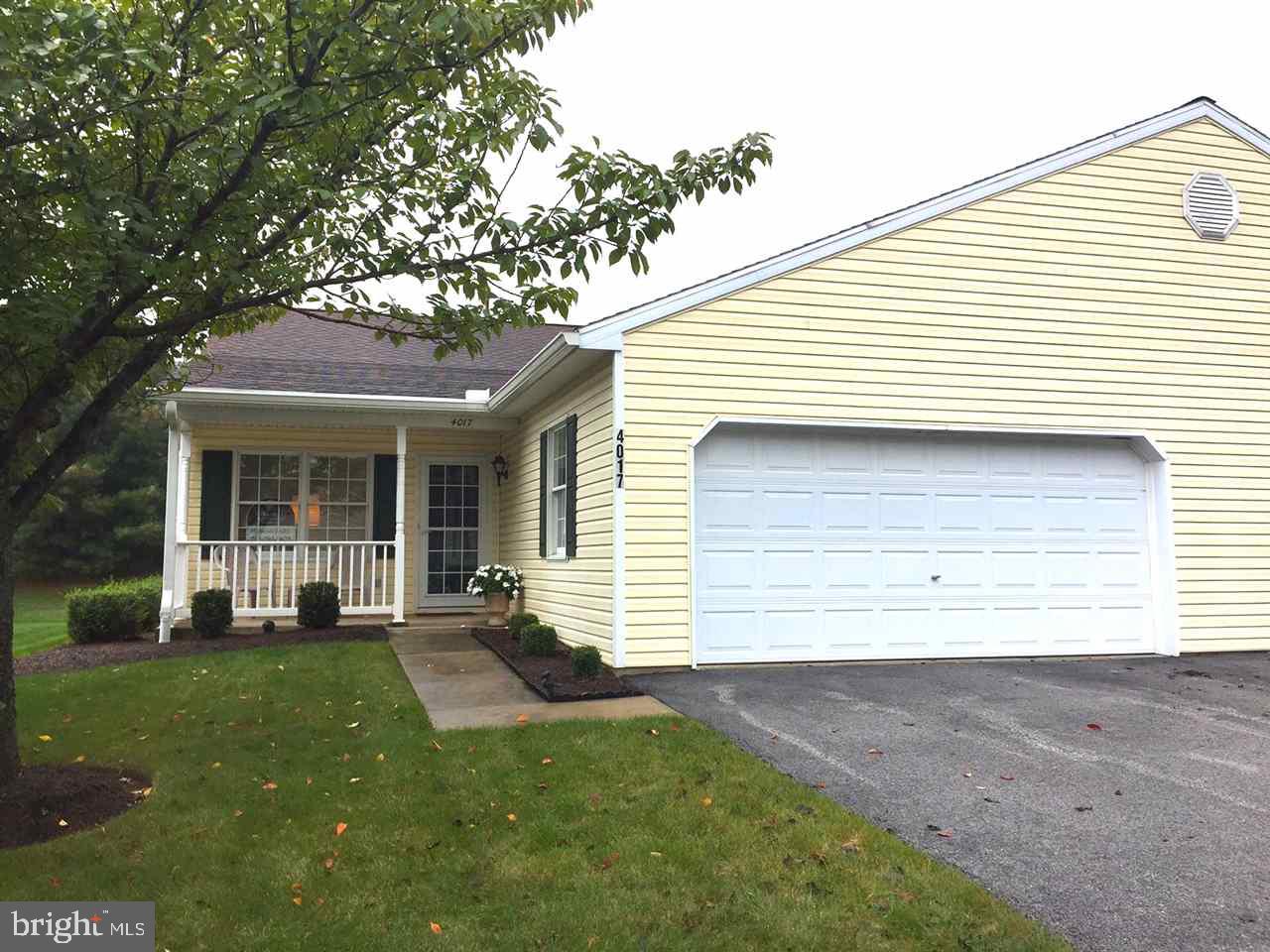 LONGSTOWN VILLAGE - Residential