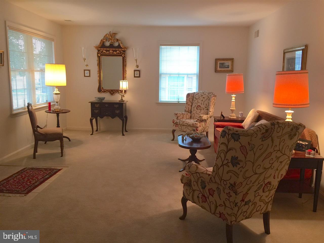 LONGSTOWN VILLAGE - Residential