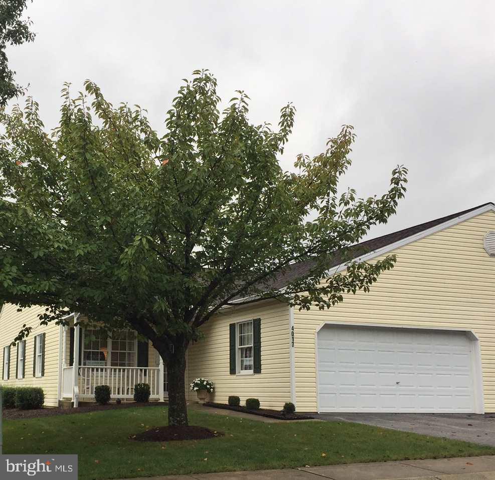 LONGSTOWN VILLAGE - Residential