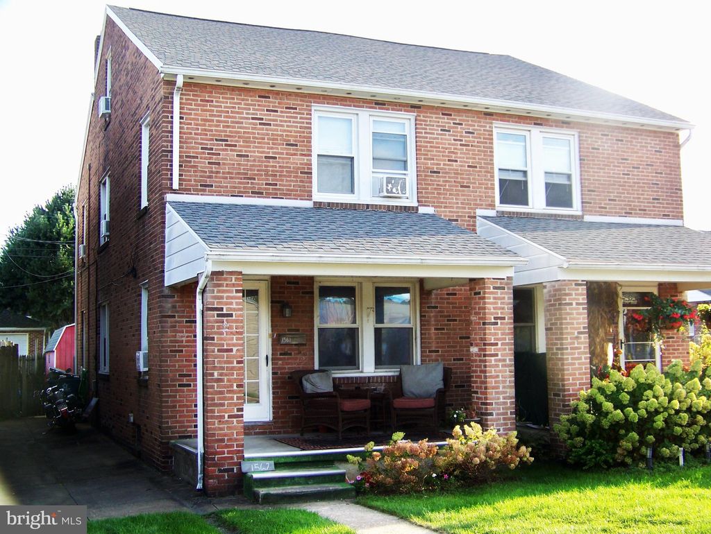 Photo of 1562 Filbert Street, YORK, PA 17404 (MLS # PAYK2092262)